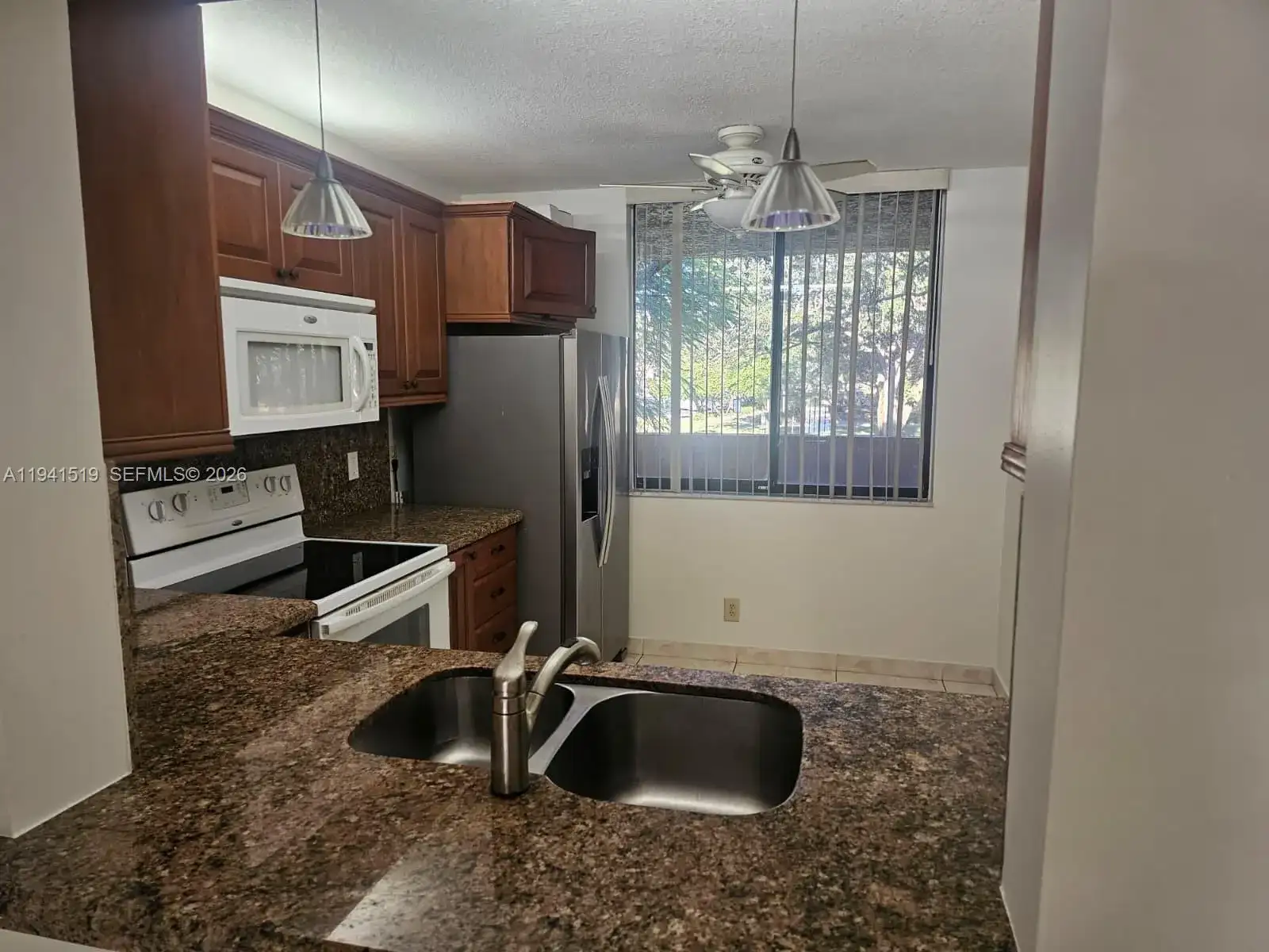 8592 W Sunrise Blvd # 209, Plantation FL 33322 photo 3