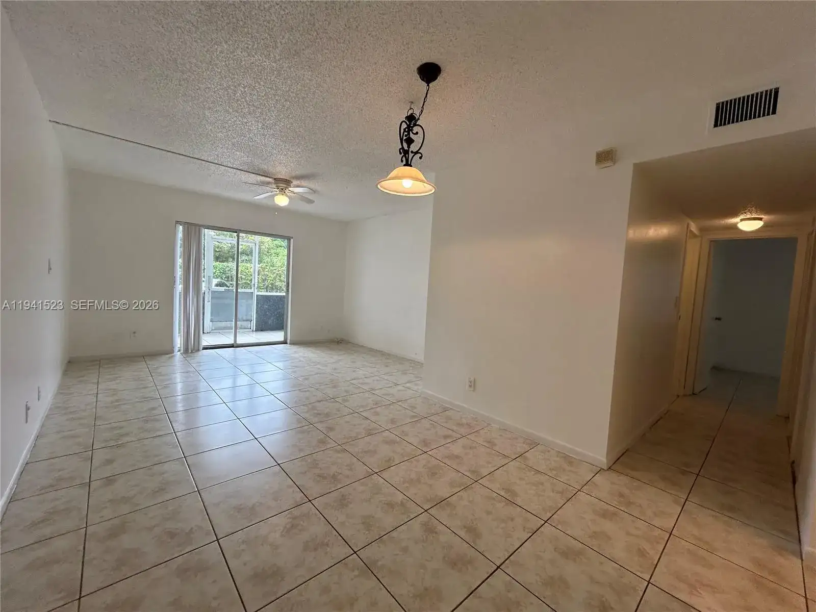 4354 NW 9th Ave # 1C, Deerfield Beach FL 33064 photo 2