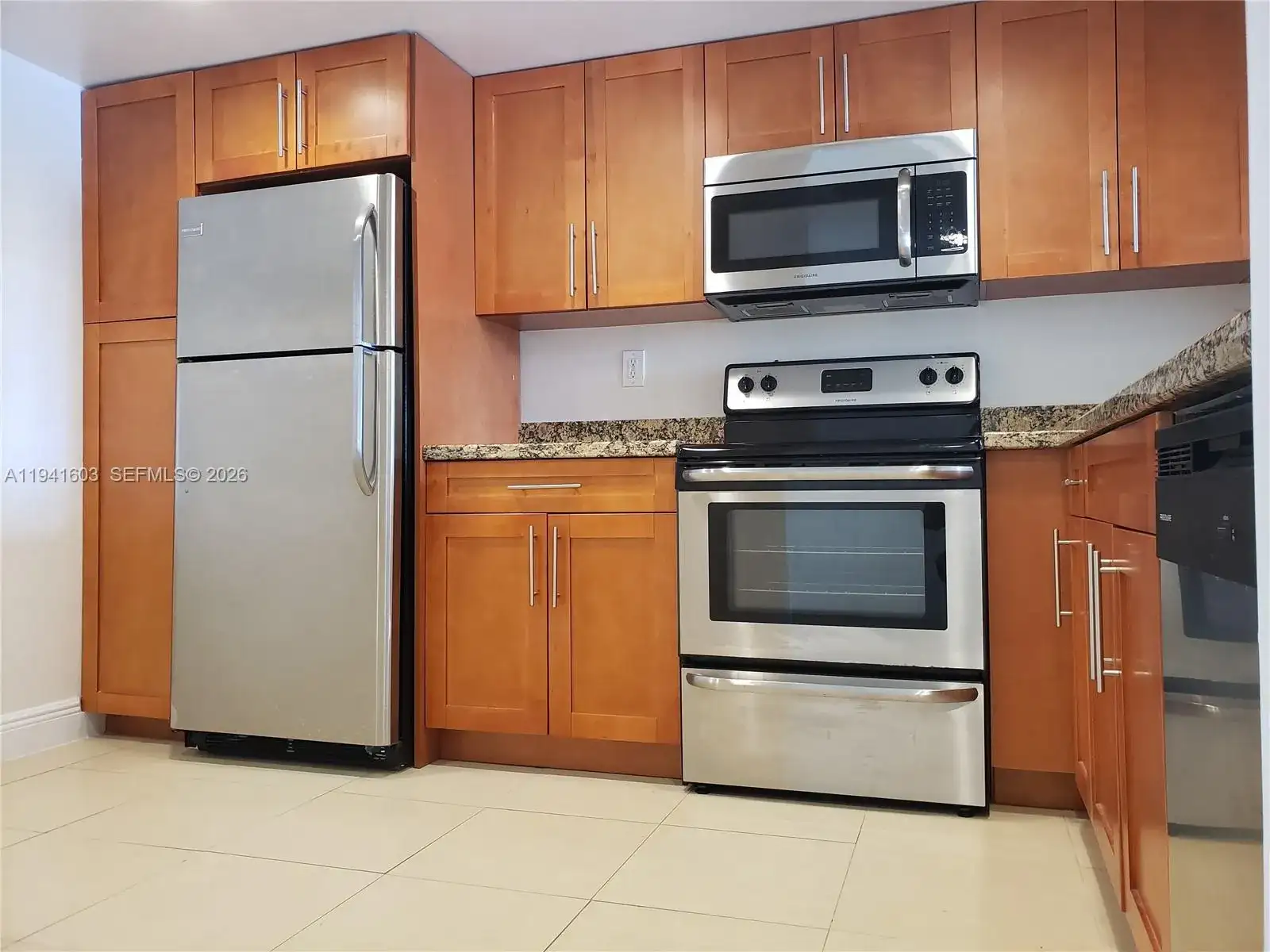 461 SW 113th Way # 461, Pembroke Pines FL 33025 photo 4