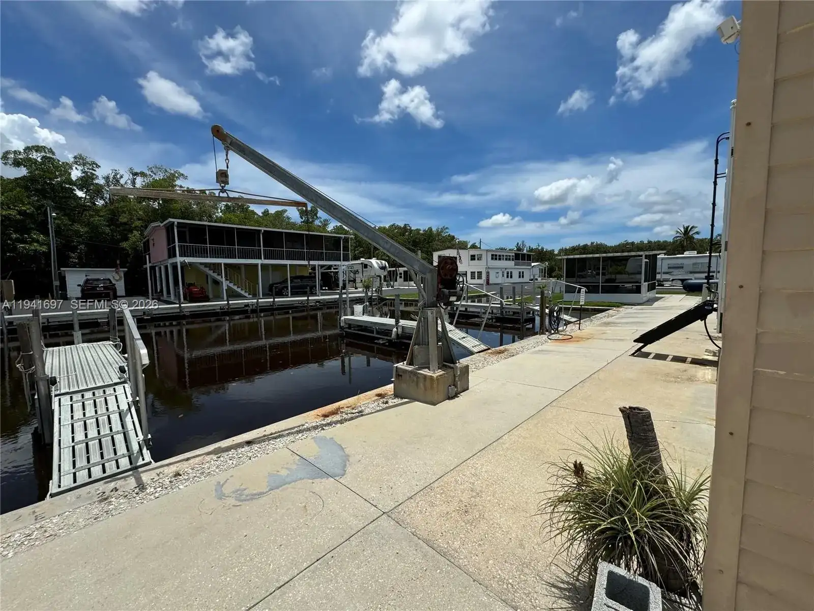 675 S Copeland Ave S, Everglades City FL 34139 photo 5