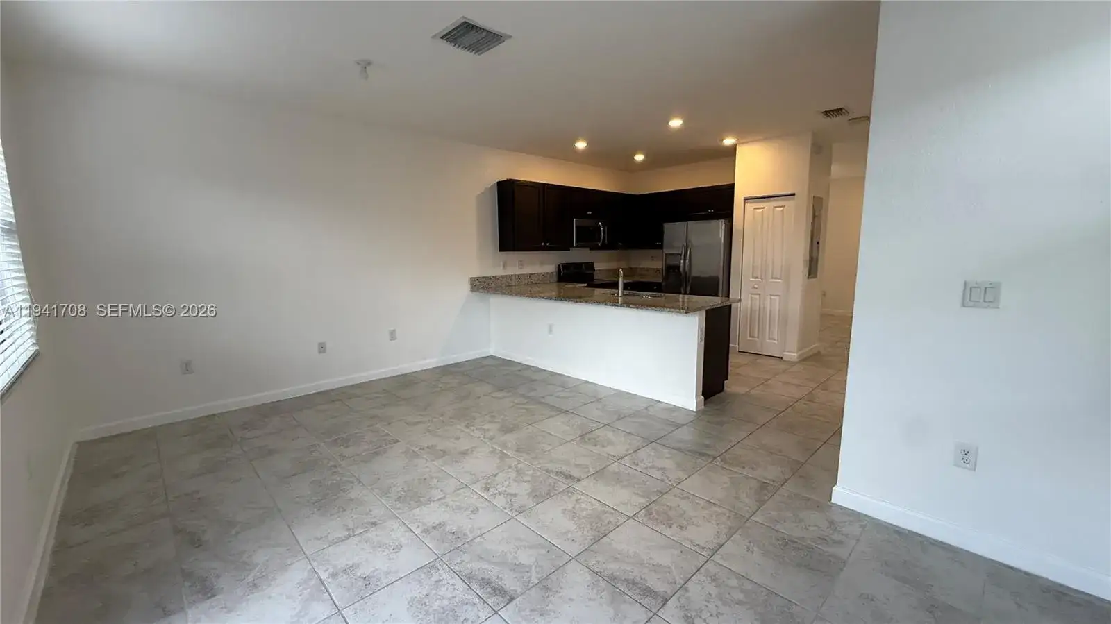 11381 SW 248th Ln, Homestead FL 33032 photo 3