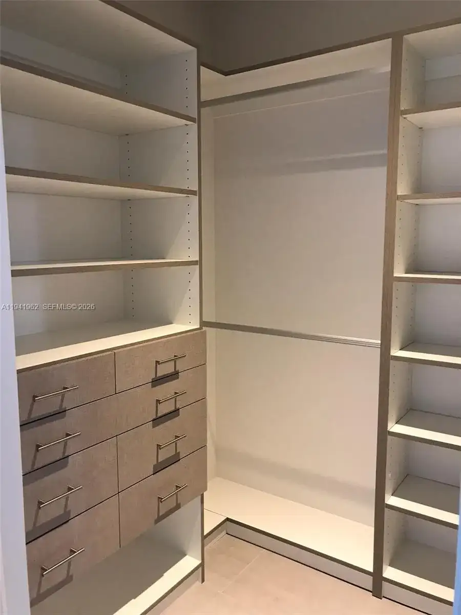 1010 SW 2nd Ave # 506, Miami FL 33130 photo 4