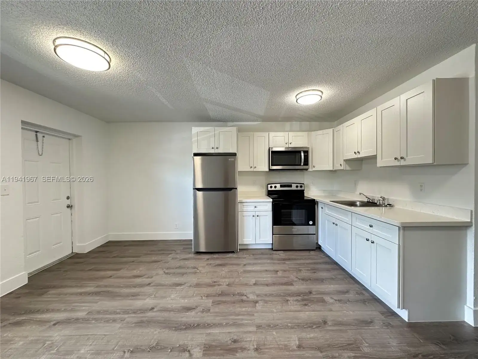 3660 NE 11th Ave # 6, Oakland Park FL 33334 photo 4