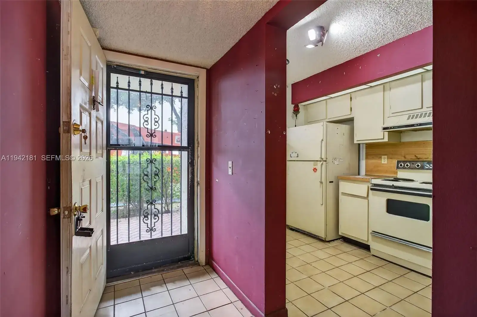 114 Lake Emerald Dr # 104, Oakland Park FL 33309 photo 3