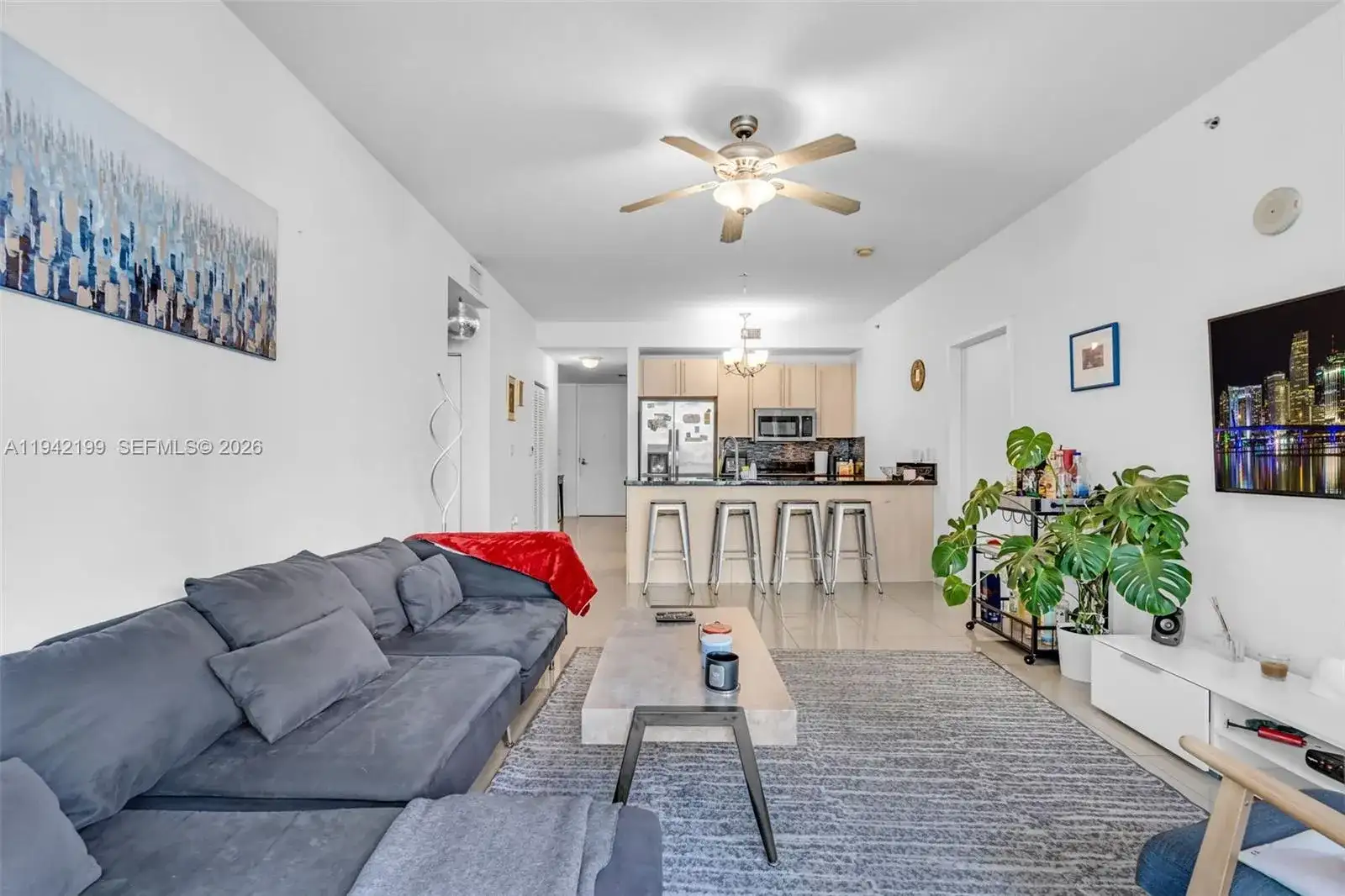 1111 SW 1st Ave, Miami FL 33130 photo 3