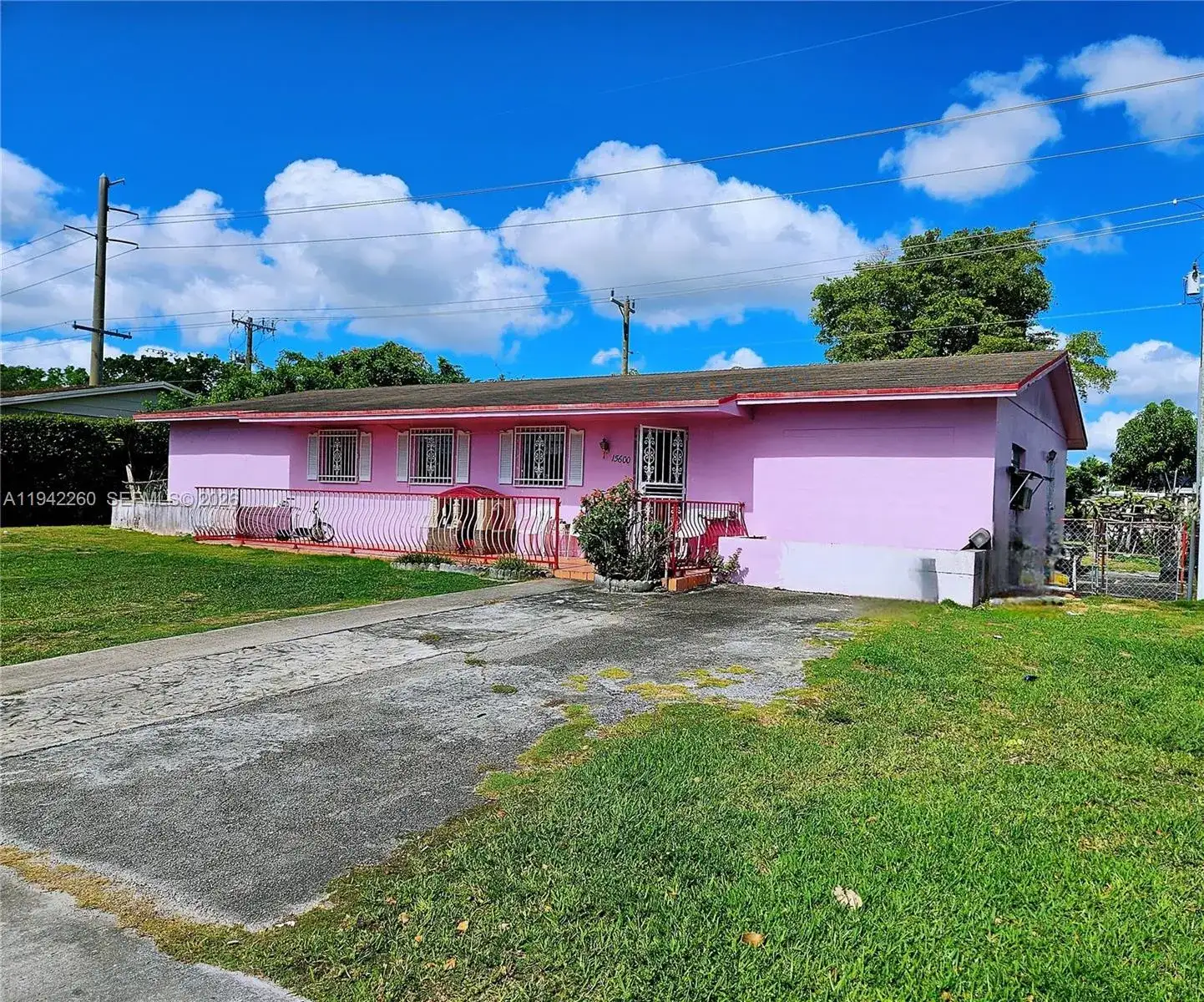 15600 SW 106th Ave, Miami FL 33157 photo 2