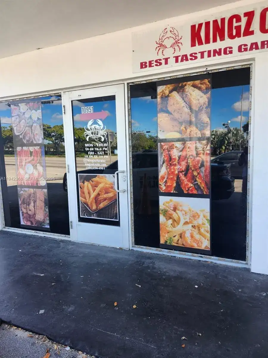 10951 NW 27th Ave, Miami FL 33167 photo 4