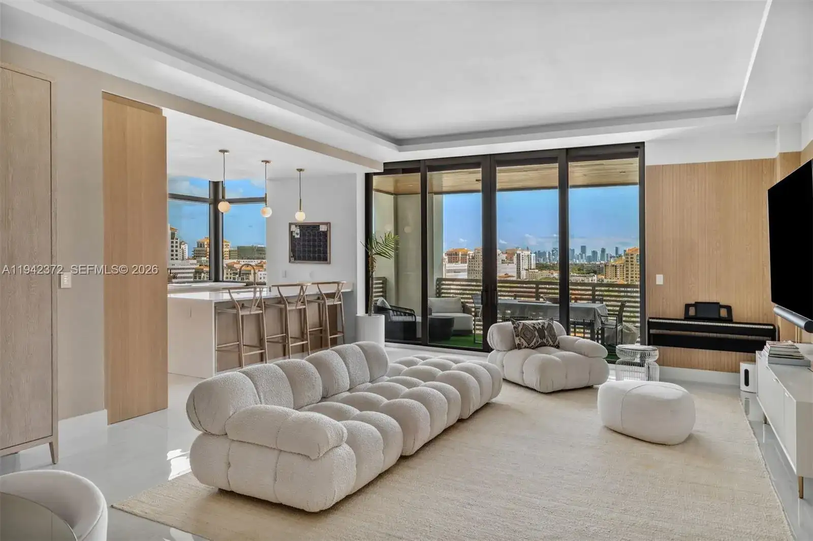 515 Valencia Ave # 1103, Coral Gables FL 33134 photo 3