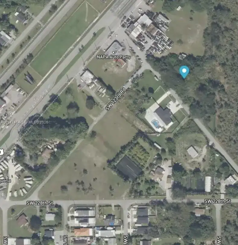 22615 Bailes Rd, Miami FL 33170 photo 2