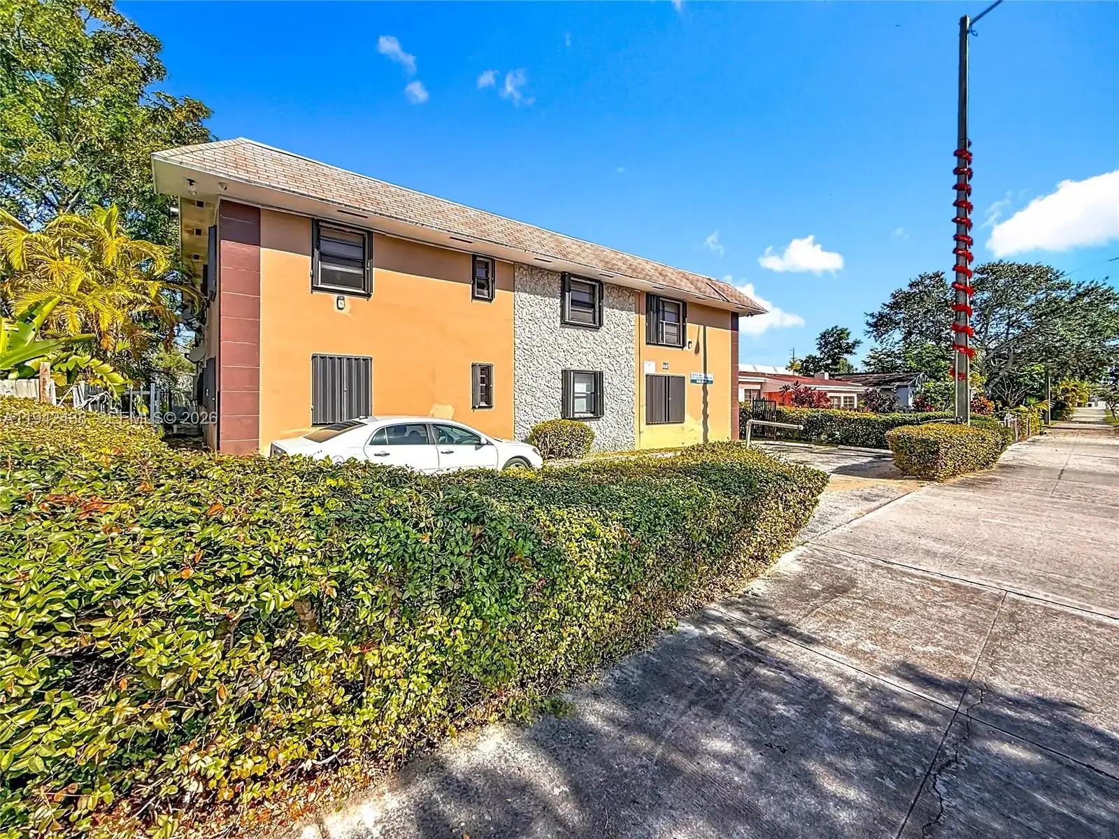 2335 NE 172nd St # 3, North Miami Beach FL 33160 photo 2