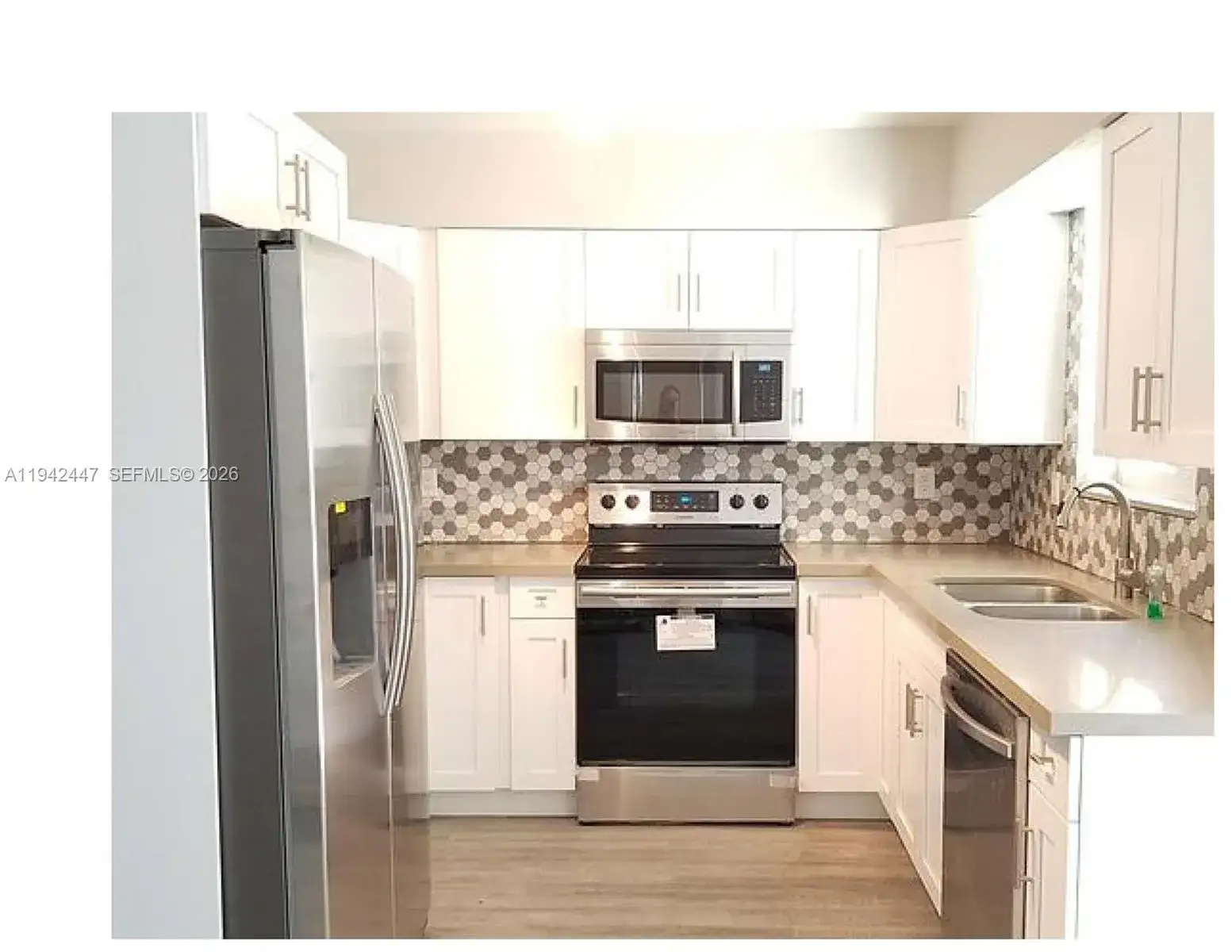 2917 NW 9th Ave, Wilton Manors FL 33311 photo 4