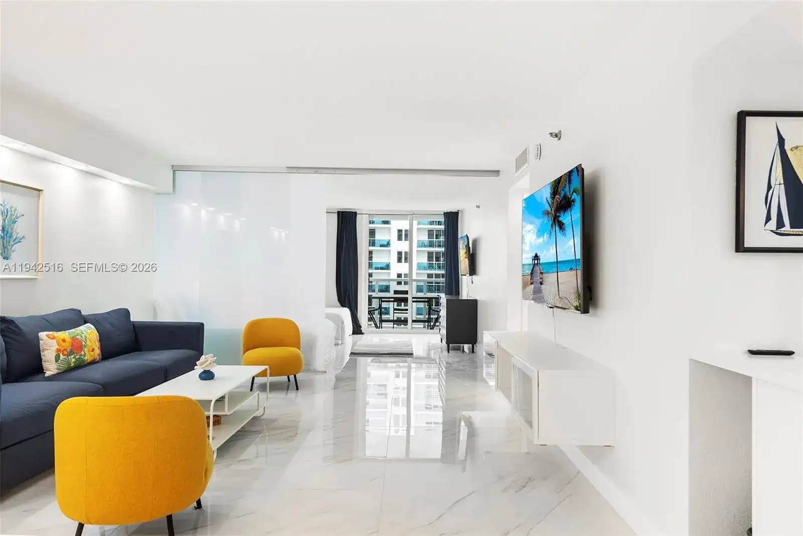 2401 Collins Ave # 1007, Miami Beach FL 33140 photo 2