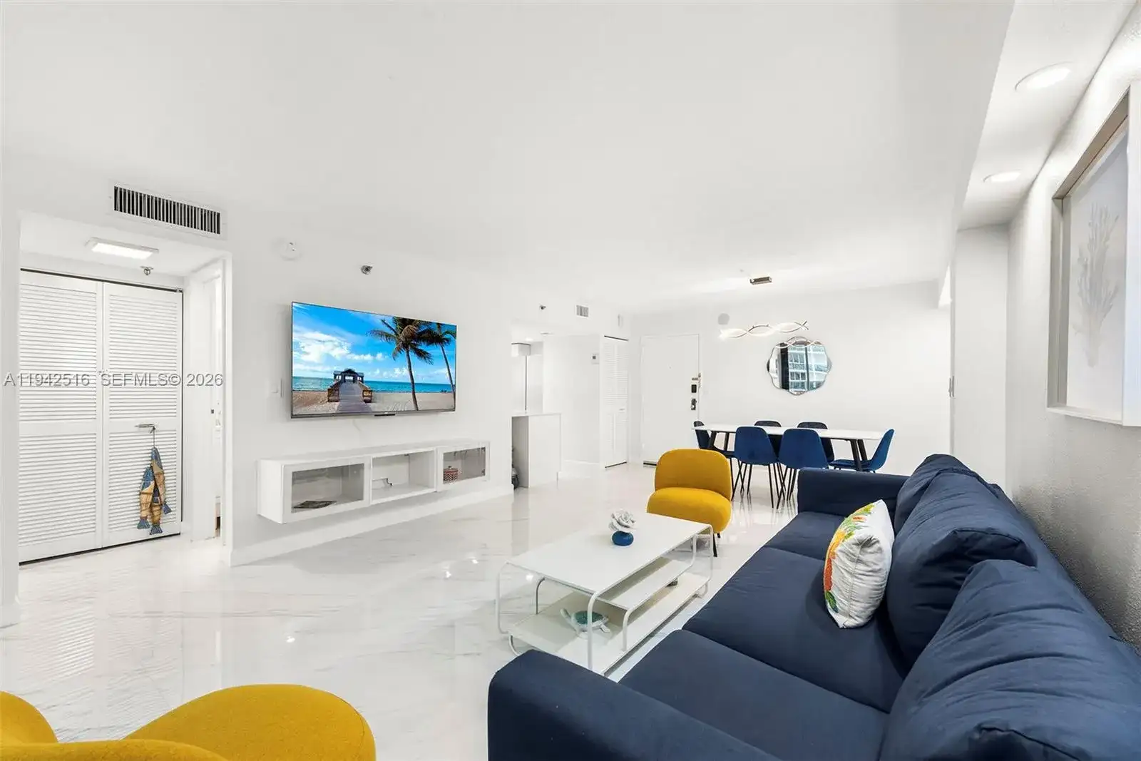 2401 Collins Ave # 1007, Miami Beach FL 33140 photo 4