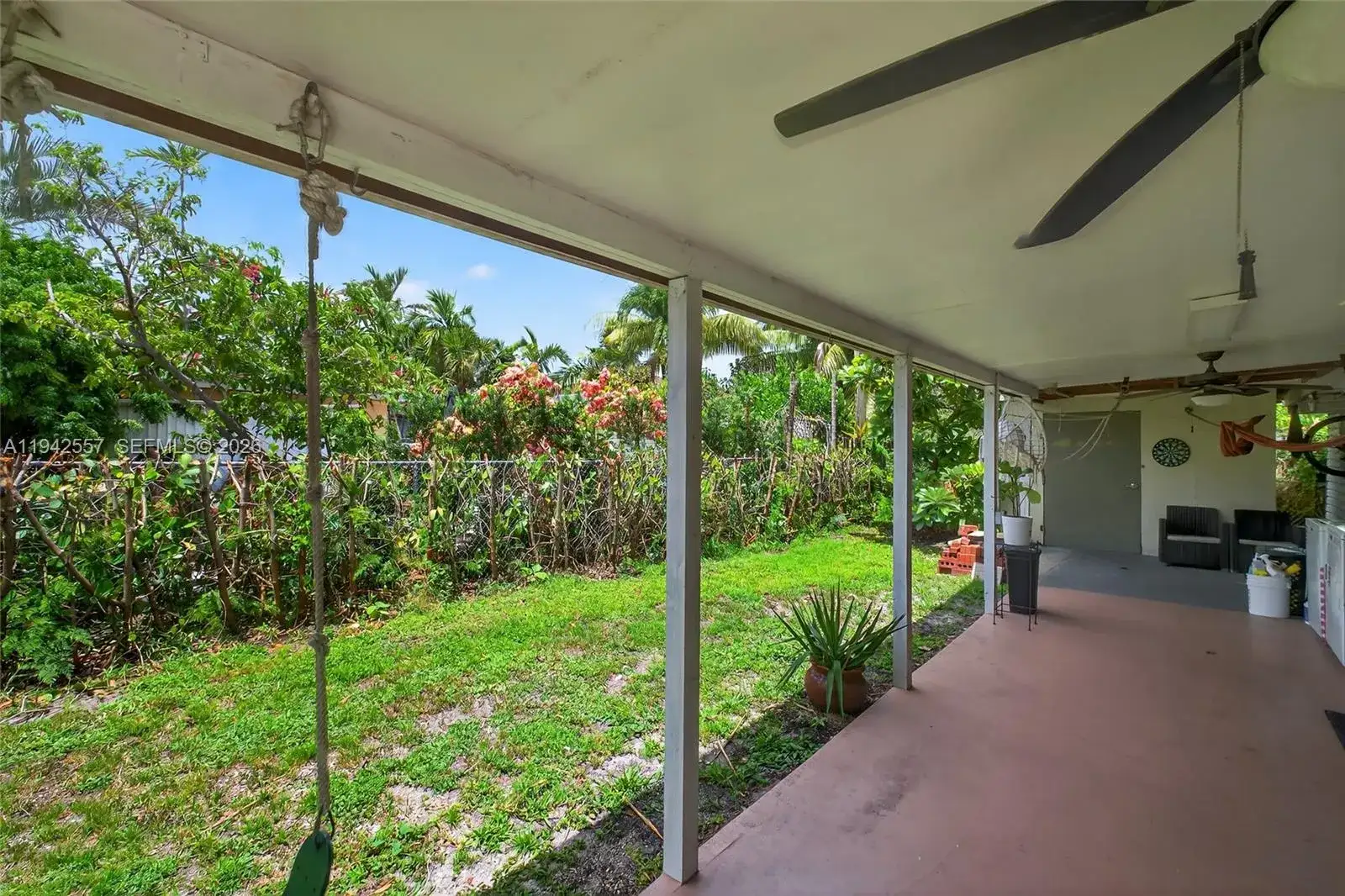 395 NW 124th St, North Miami FL 33168 photo 3