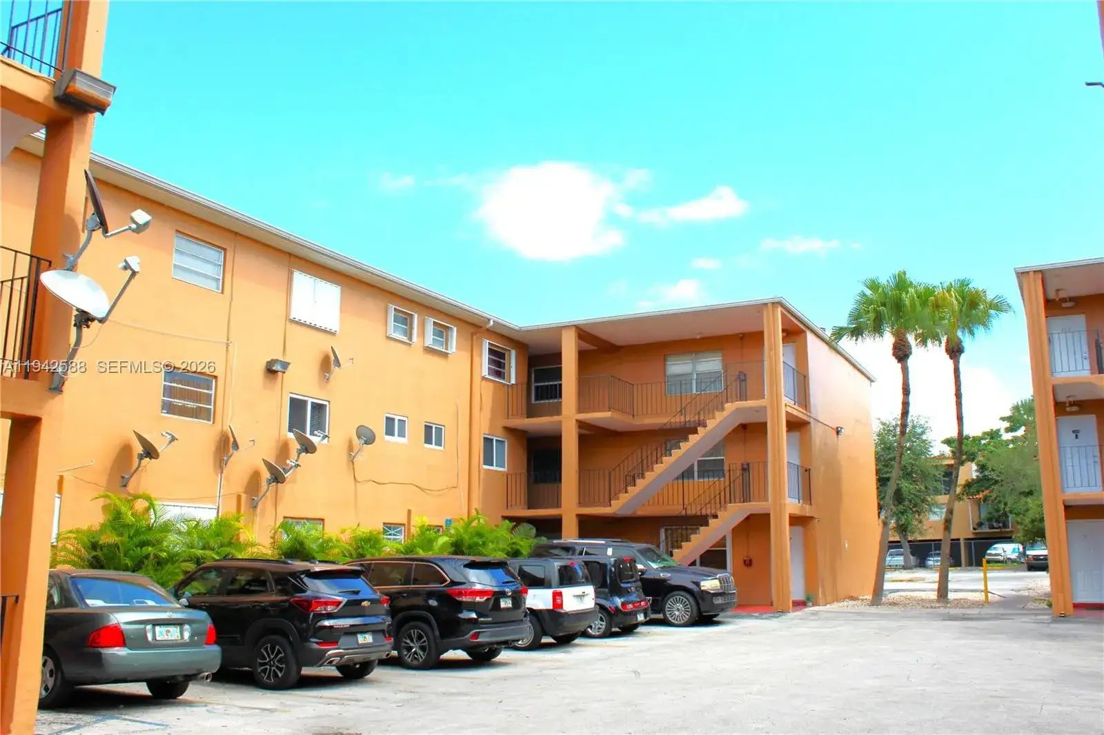 1280 W 54th St # 308B, Hialeah FL 33012 photo 4