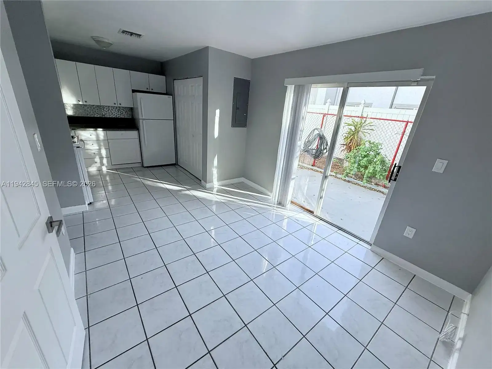 420 NE 18th Ave # 13, Homestead FL 33033 photo 4