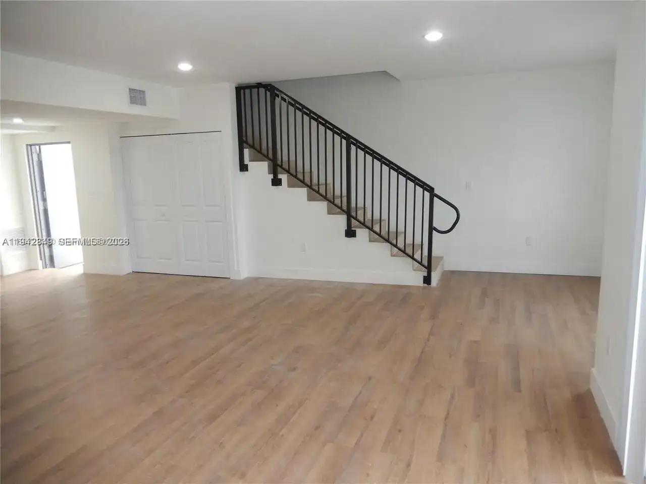 16955 SW 100th Ave, Miami FL 33157 photo 5