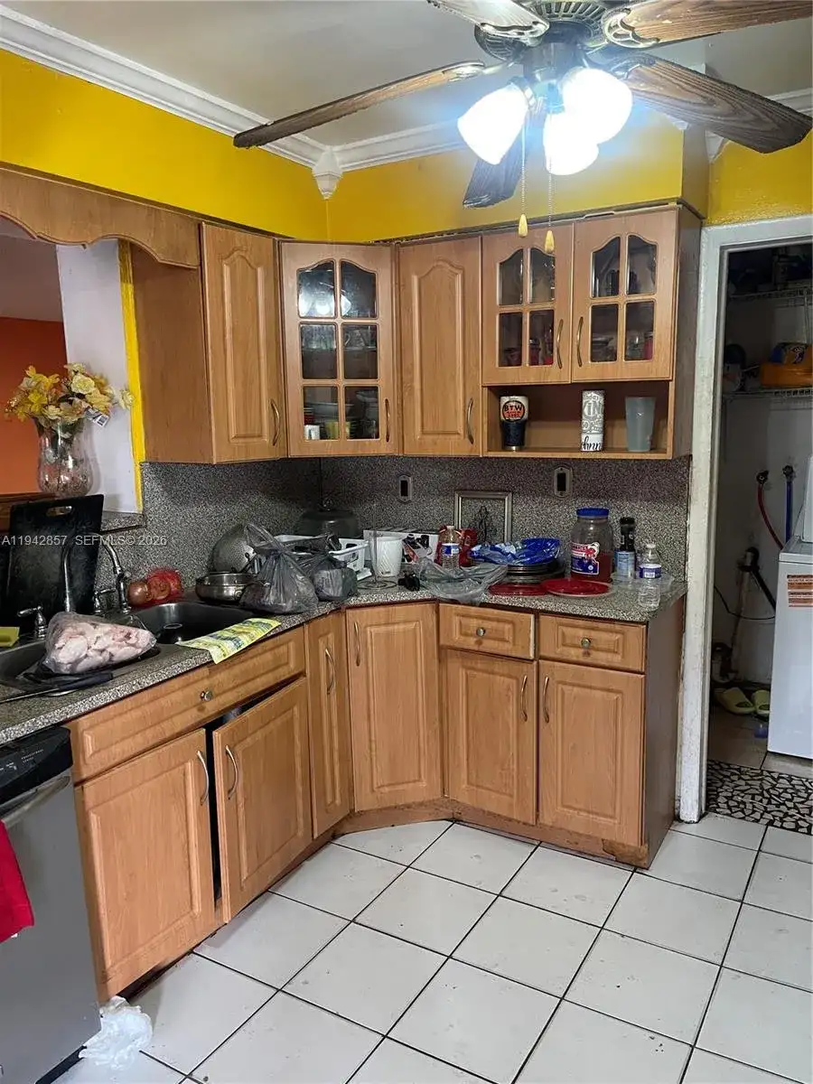 2983 NW 97th St, Miami FL 33147 photo 5