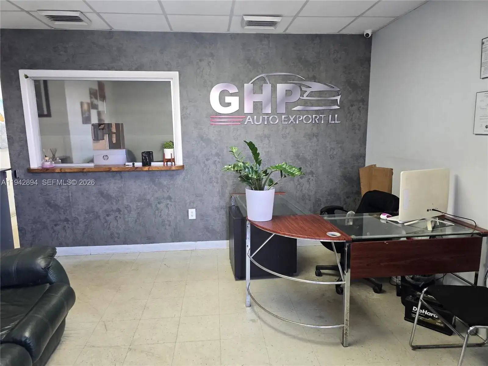17121 NW 2nd Ct, Miami Gardens FL 33169 photo 3