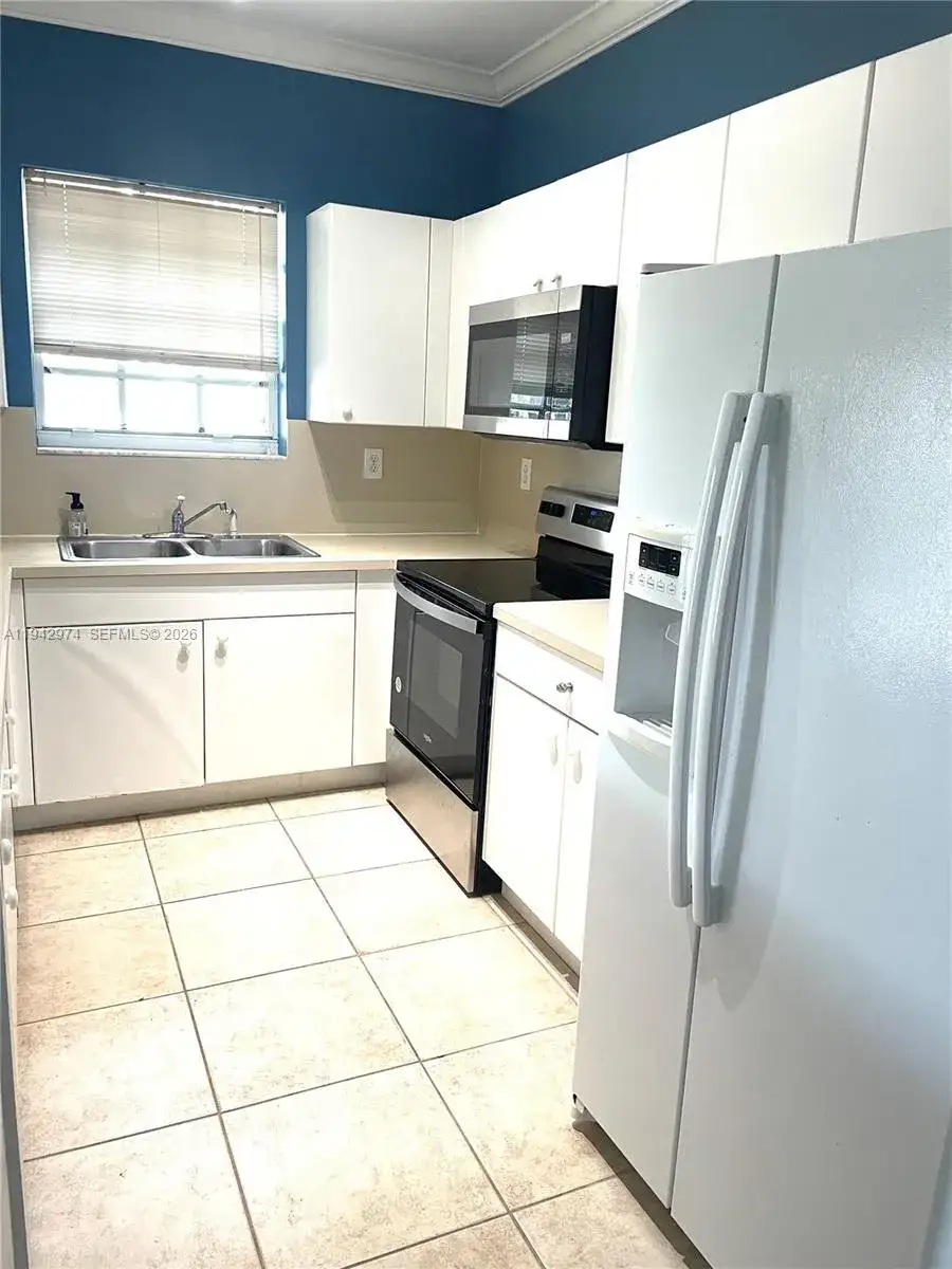 5640 NW 115th Ct # 208, Doral FL 33178 photo 5