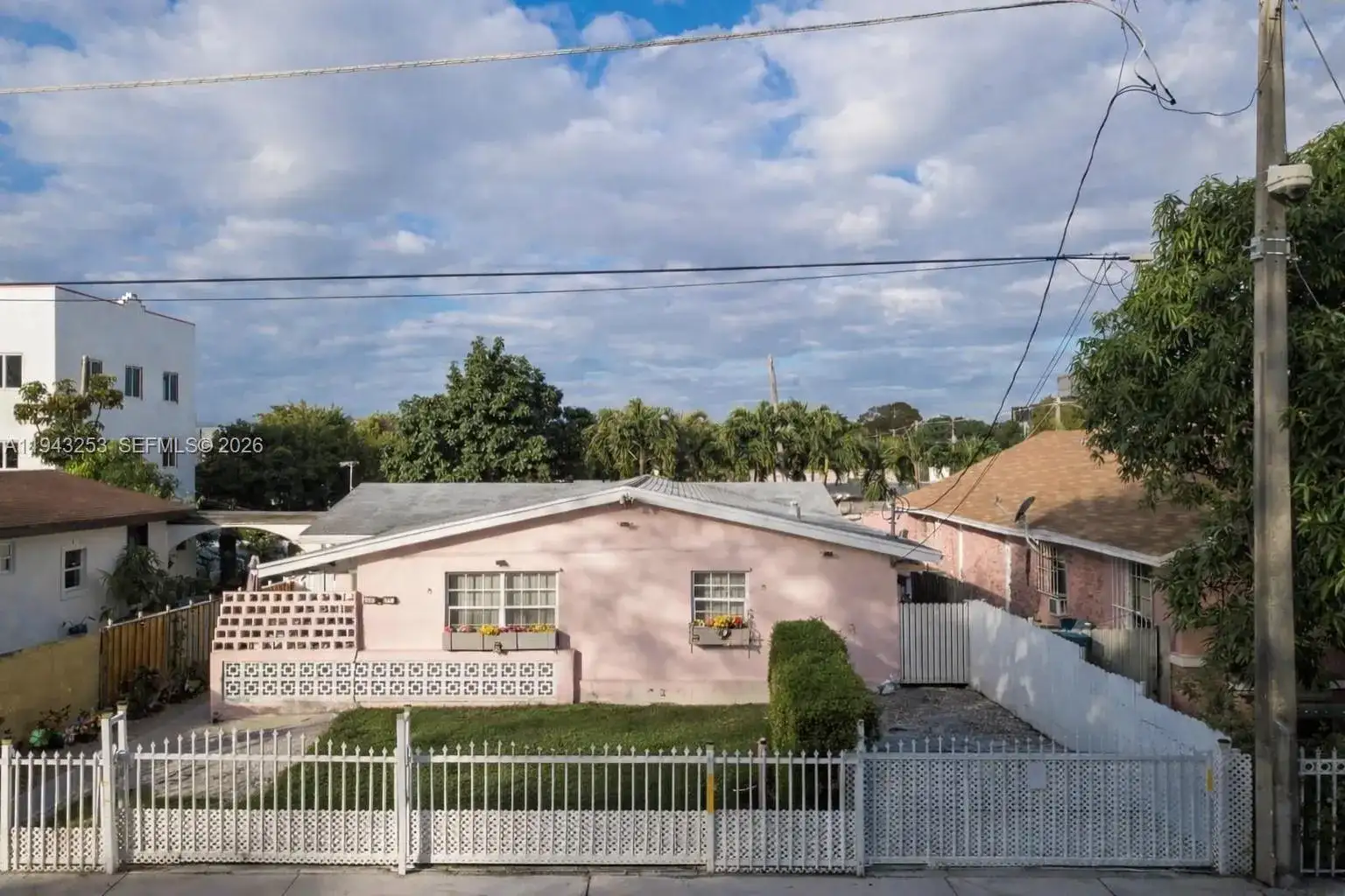 3240 NW 3rd Ave, Miami FL 33127 photo 4