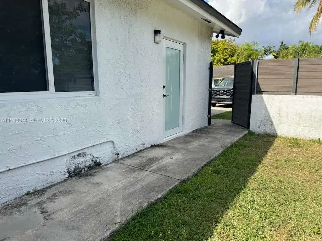 12970 SW 187th St, Miami FL 33177 photo 2
