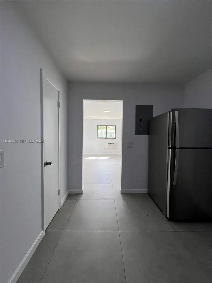 963 NW 5th St # 1, Miami FL 33128 photo 5