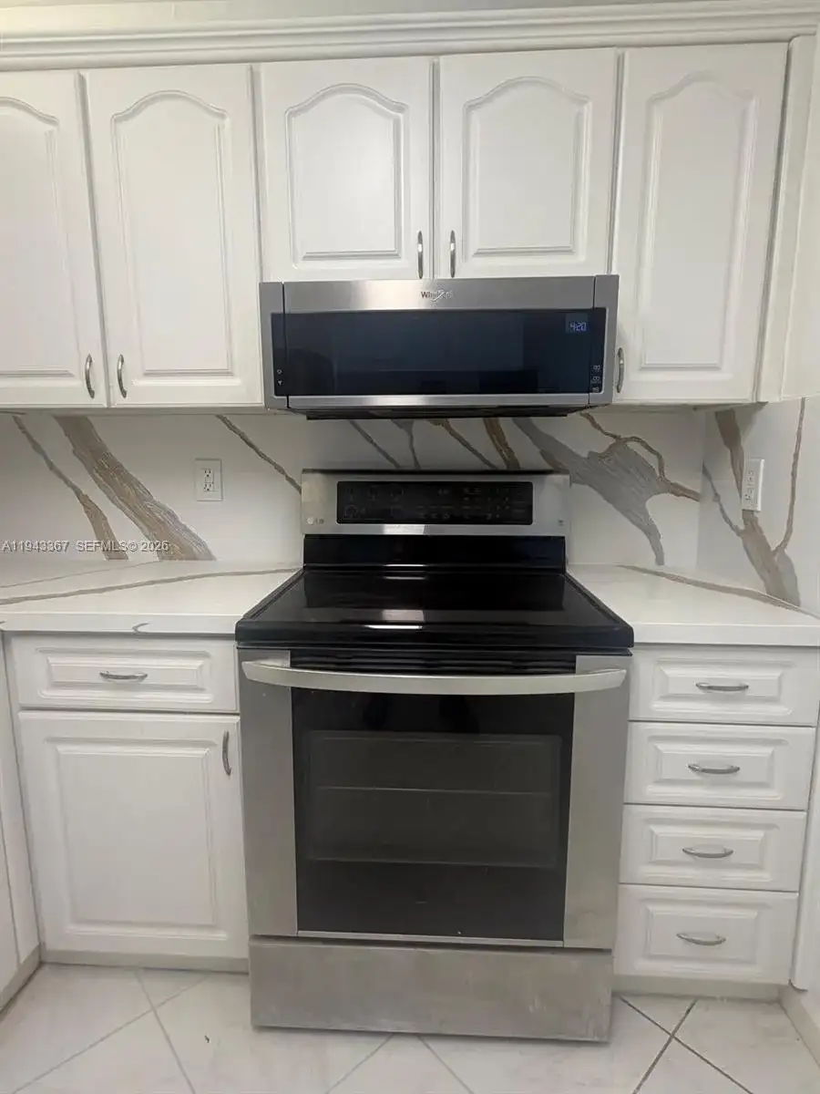 9273 Collins Ave # 607, Surfside FL 33154 photo 3