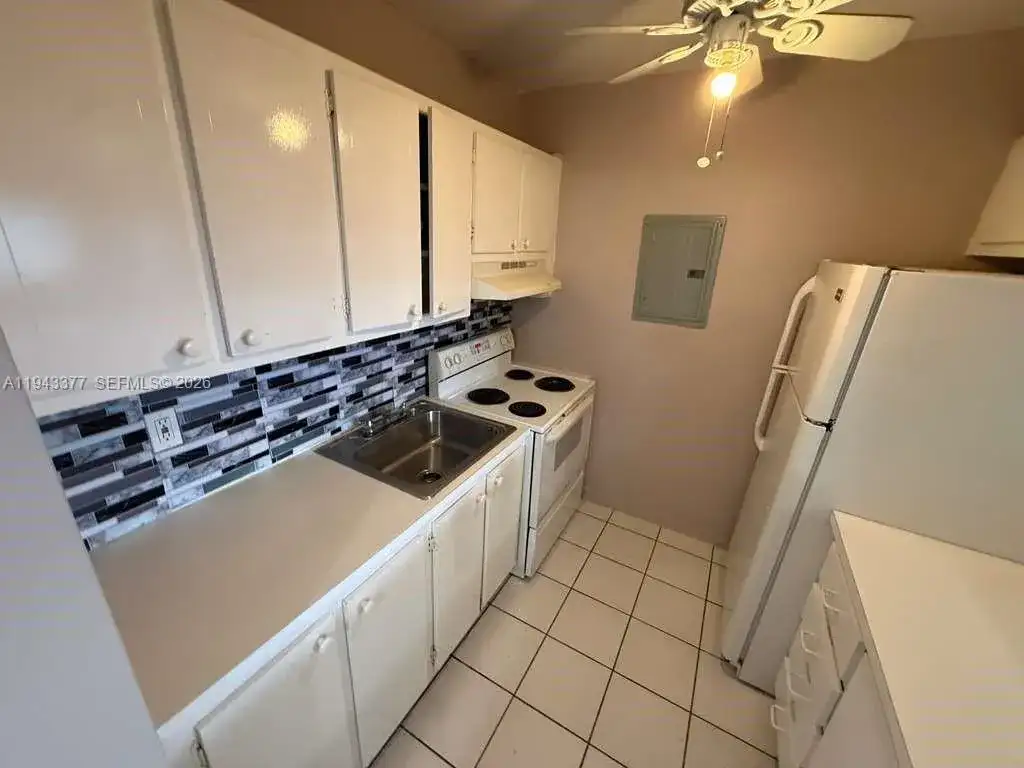 2916 Funston St # 53A, Hollywood FL 33020 photo 5