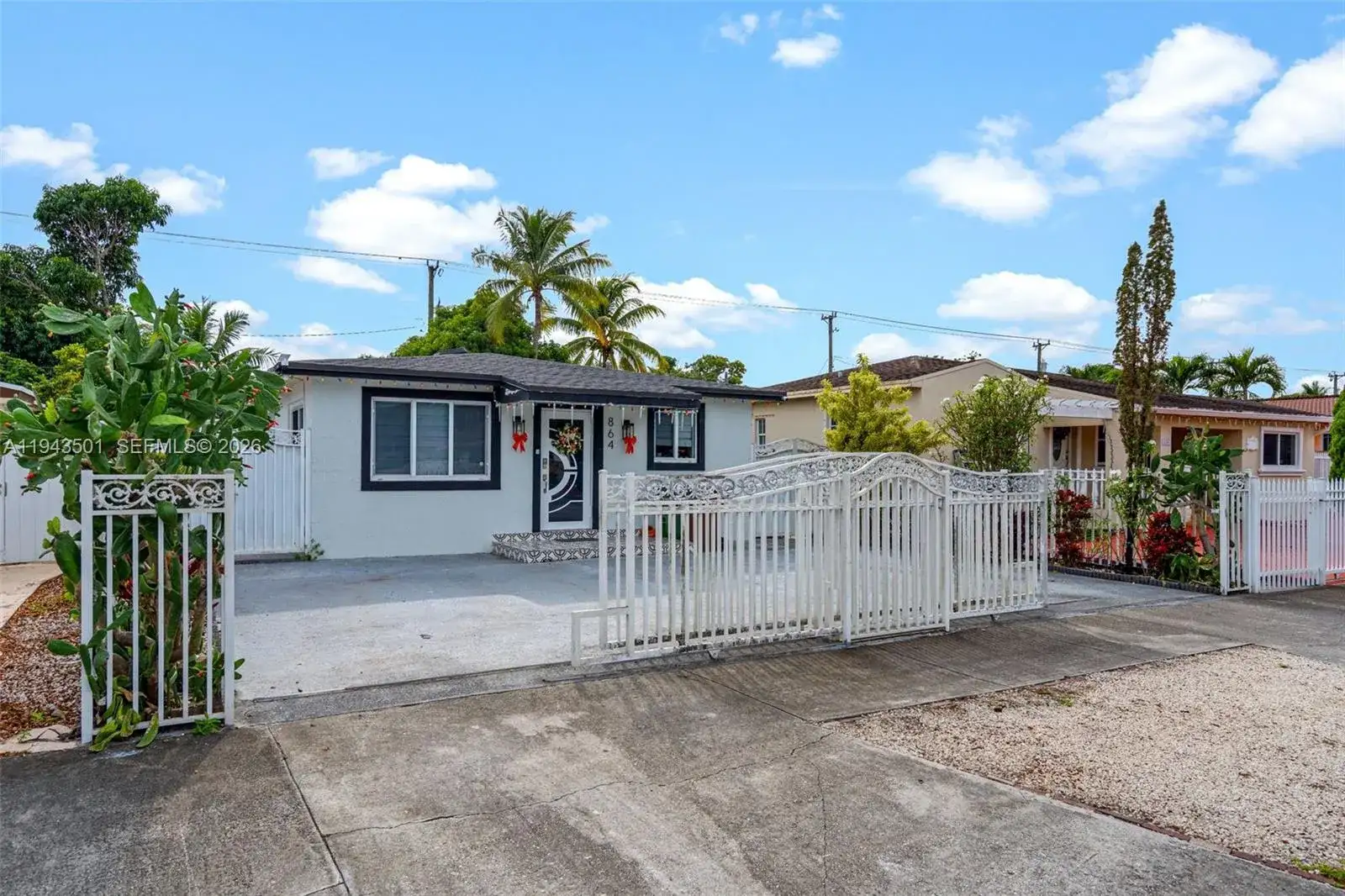 864 E 29th St, Hialeah FL 33013 photo 2