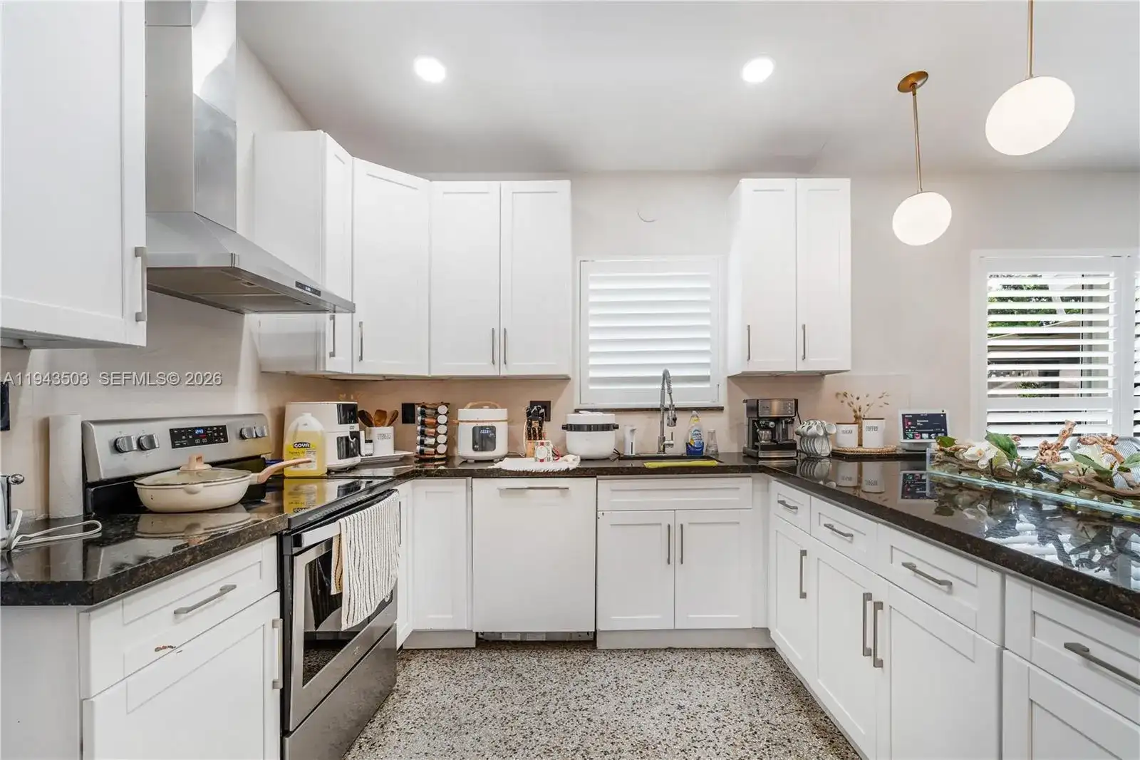 1245 NE 154th St, North Miami Beach FL 33162 photo 3