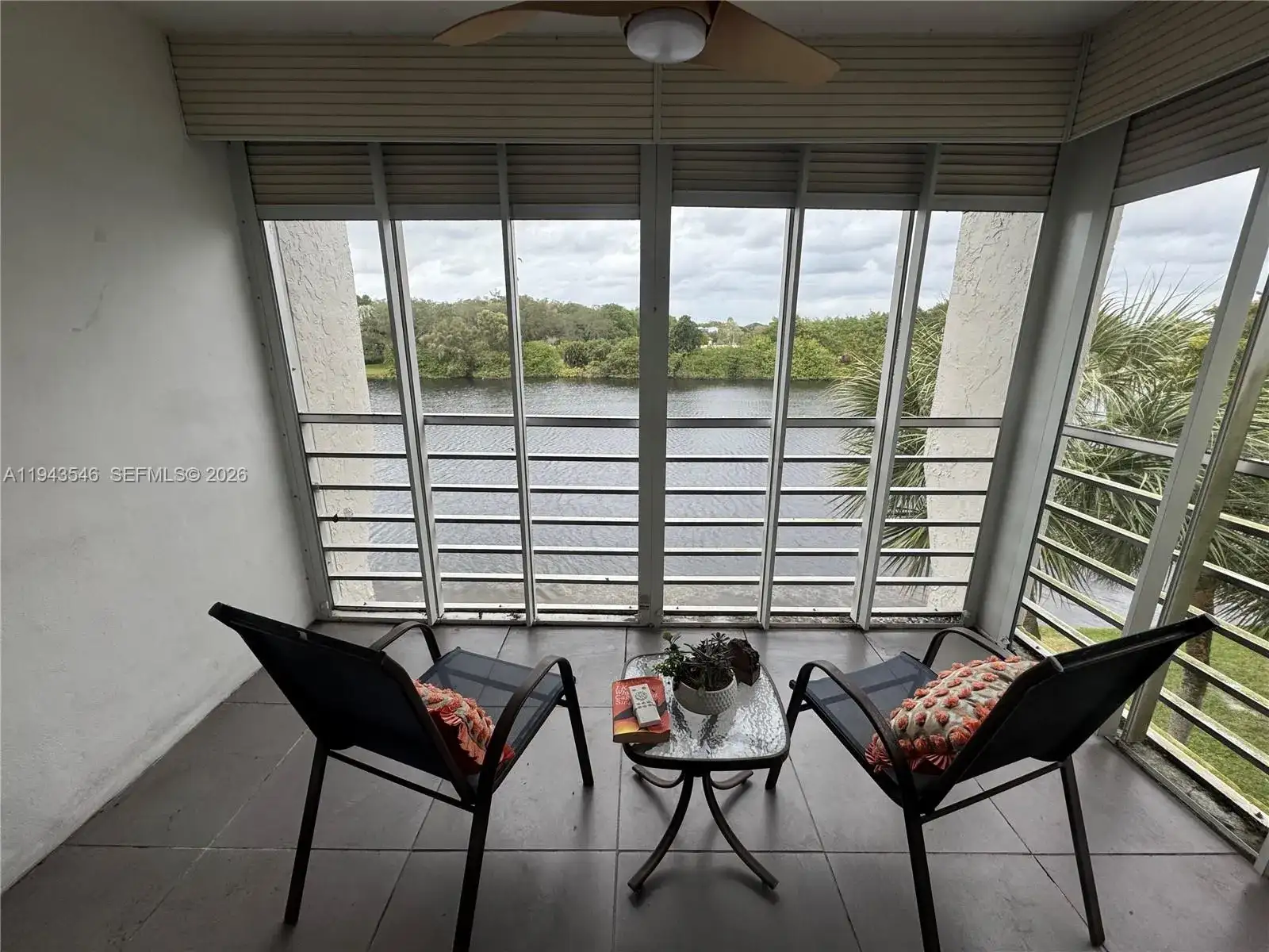 9450 Poinciana Pl # 405, Davie FL 33324 photo 3
