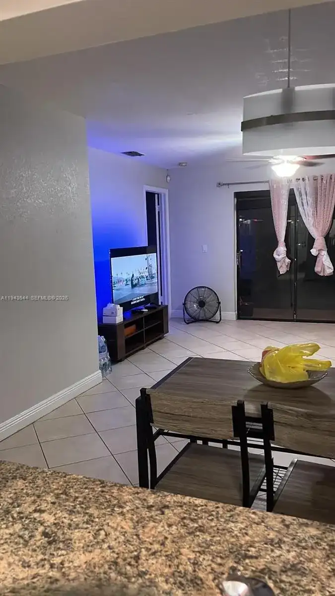 940 NW 104th Ave # 203, Pembroke Pines FL 33026 photo 3