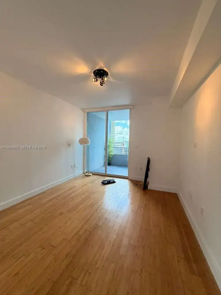 170 SE 14th St # 1807, Miami FL 33131 photo 5