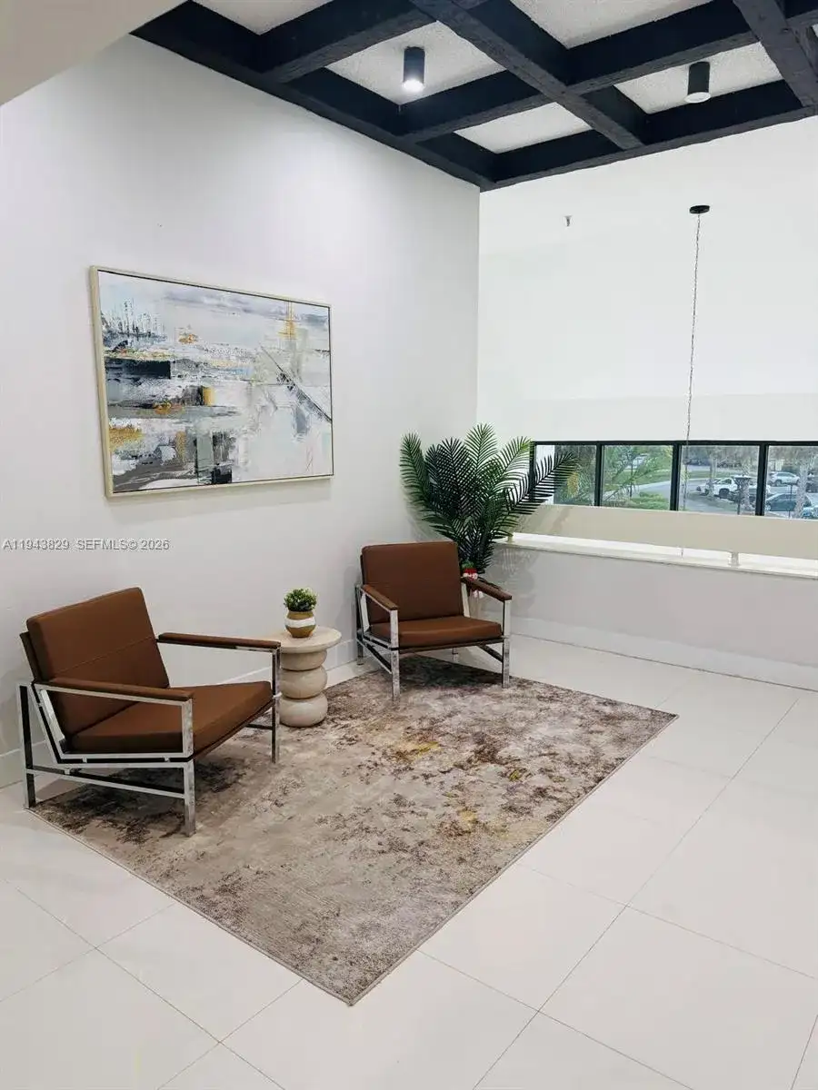 200 Lakeview Dr # 307, Weston FL 33326 photo 5
