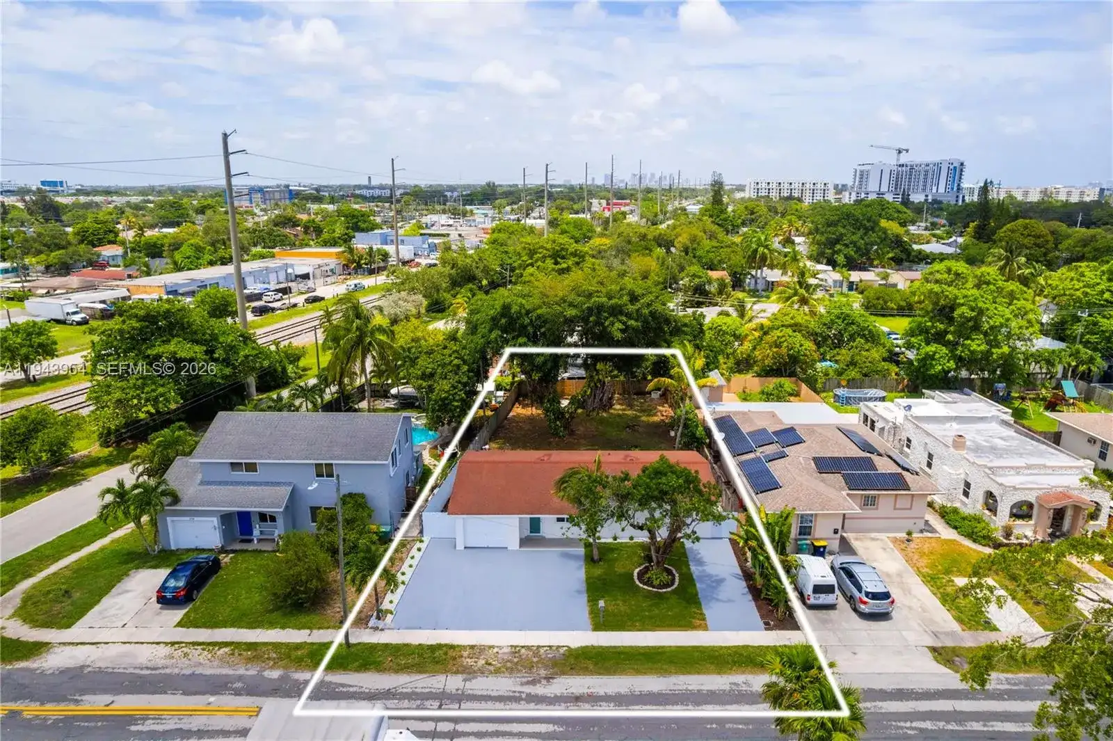 254 SW 4th St, Dania Beach FL 33004 photo 2