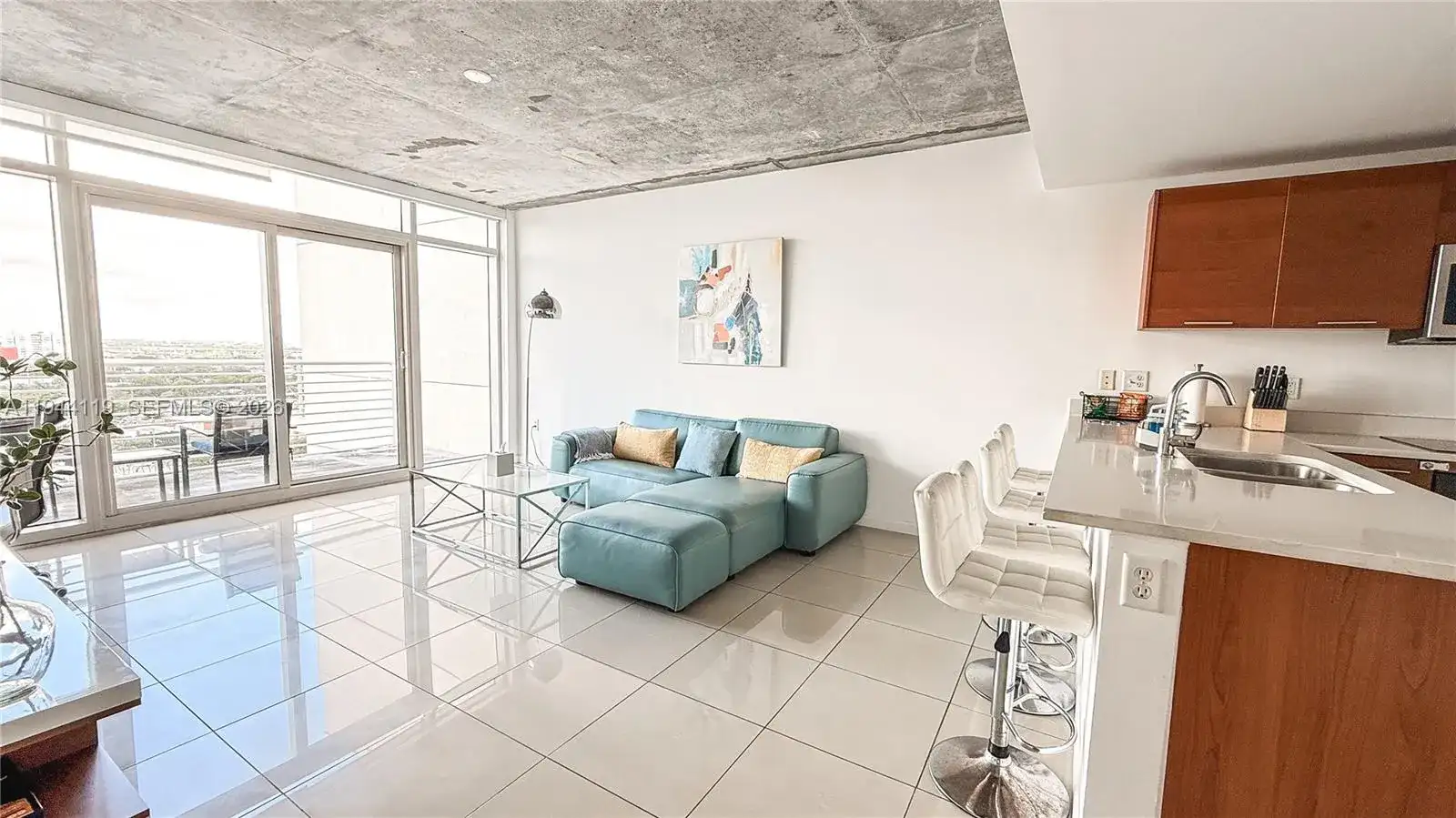 3250 NE 1st Ave # 1110, Miami FL 33137 photo 2