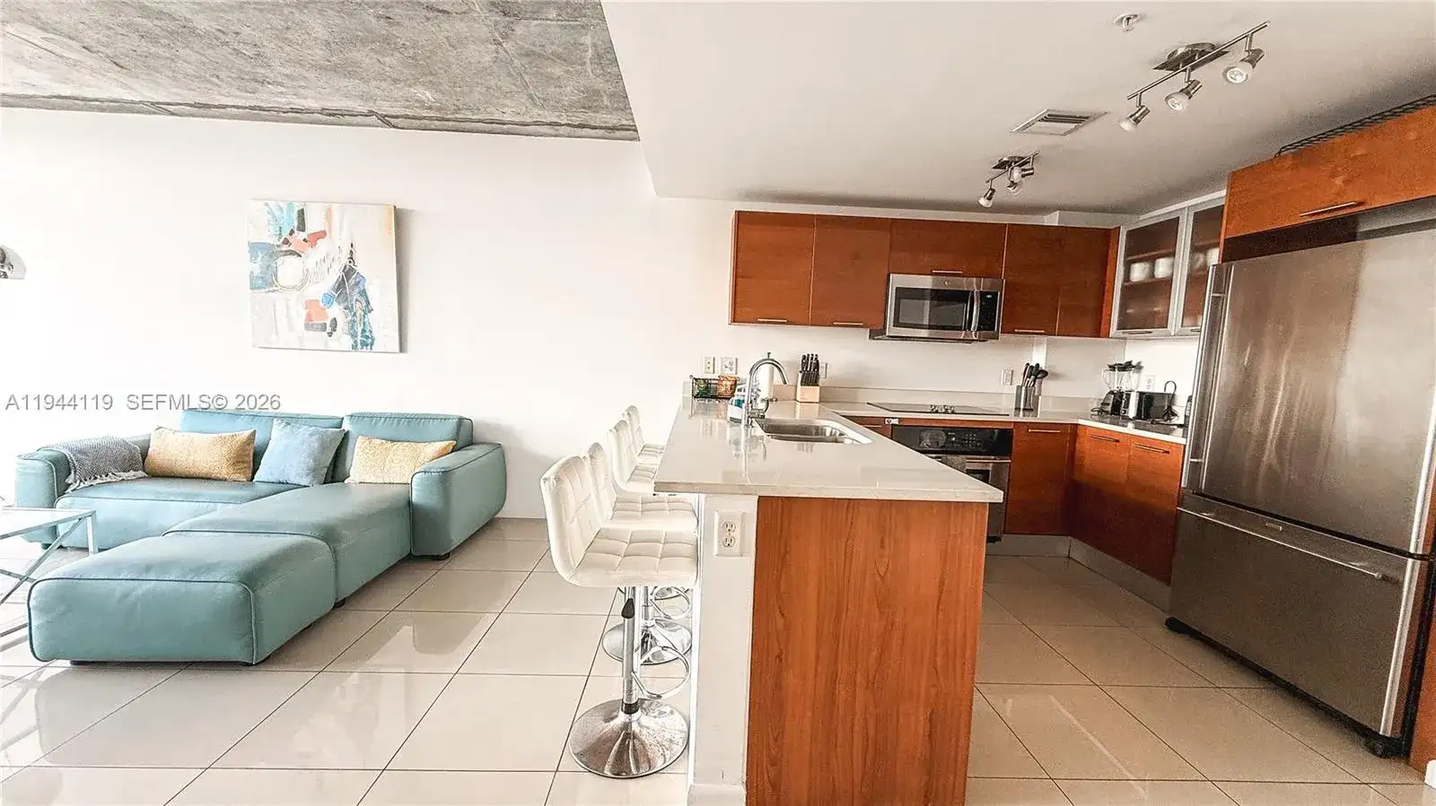 3250 NE 1st Ave # 1110, Miami FL 33137 photo 3