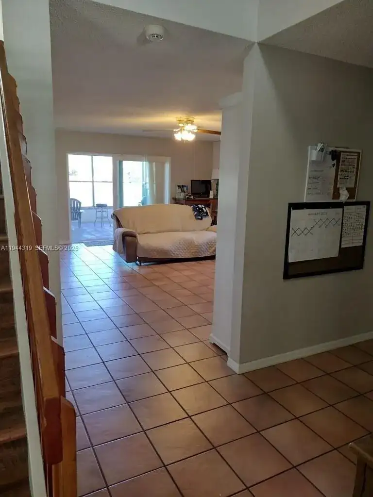 14531 Hickory Ct, Davie FL 33325 photo 5