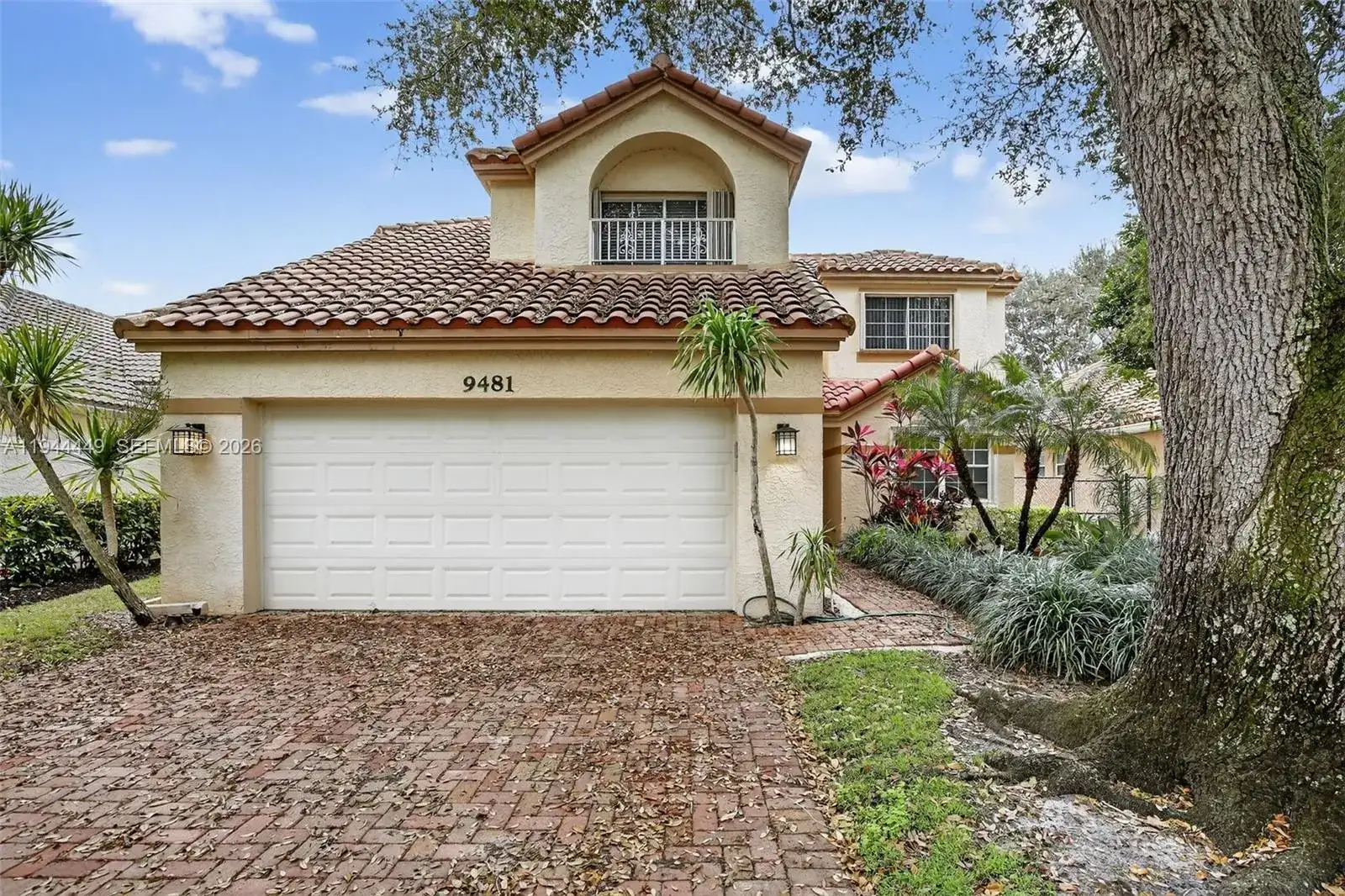 9481 Oak Grove Cir, Davie FL 33328 photo 2