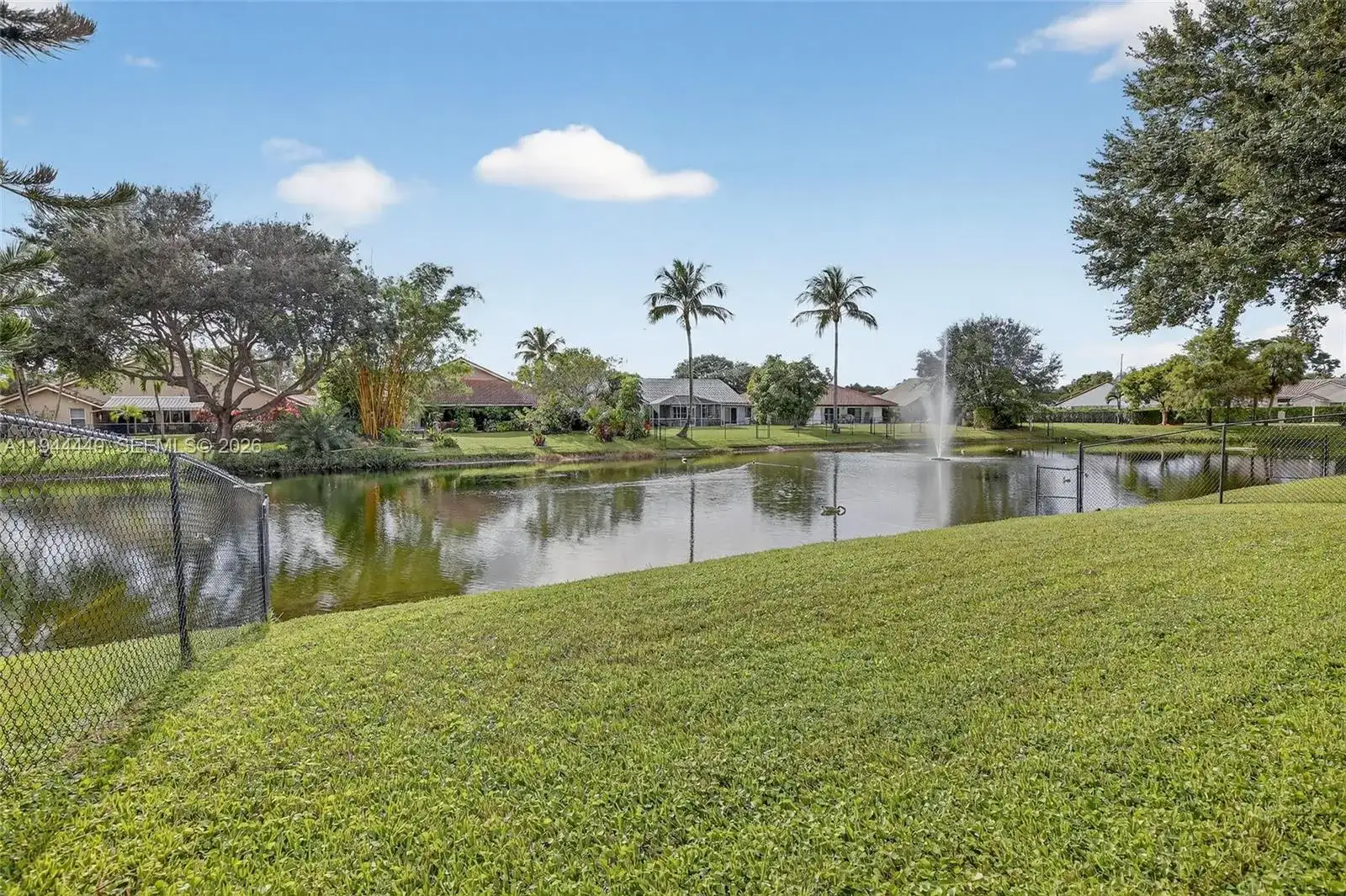 9481 Oak Grove Cir, Davie FL 33328 photo 5
