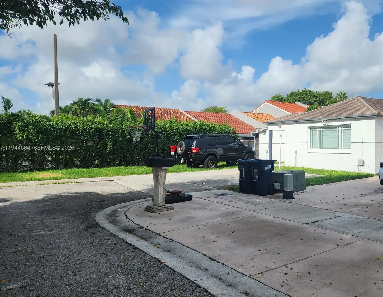 8254 SW 147th Pl, Miami FL 33193 photo 2