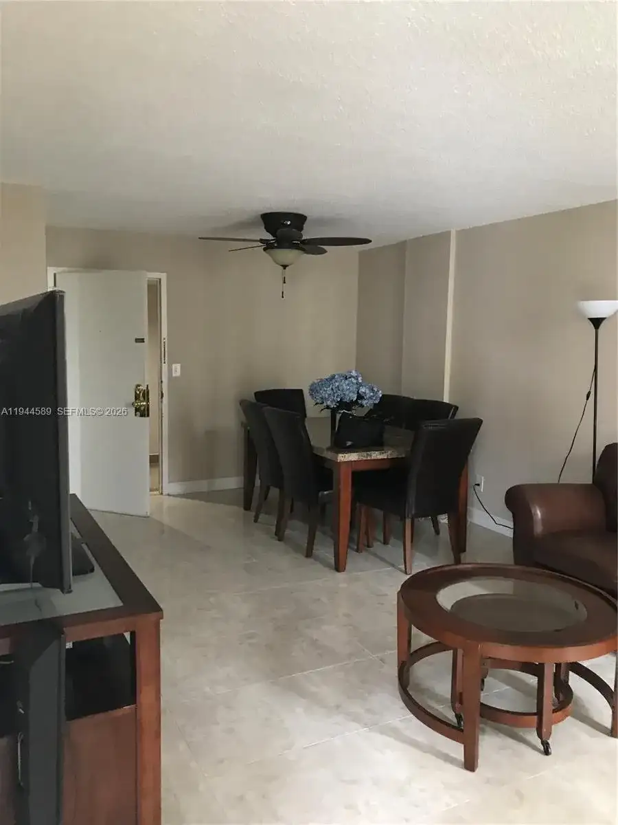 210 172nd St # 523, Sunny Isles Beach FL 33160 photo 2