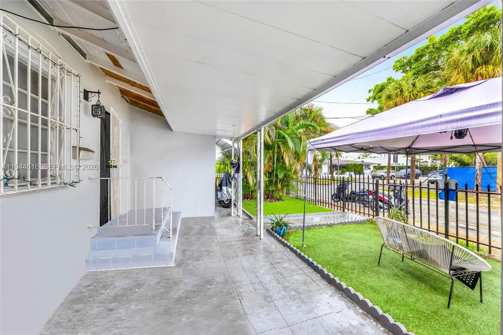 943 SW 9th Ave, Miami FL 33130 photo 4