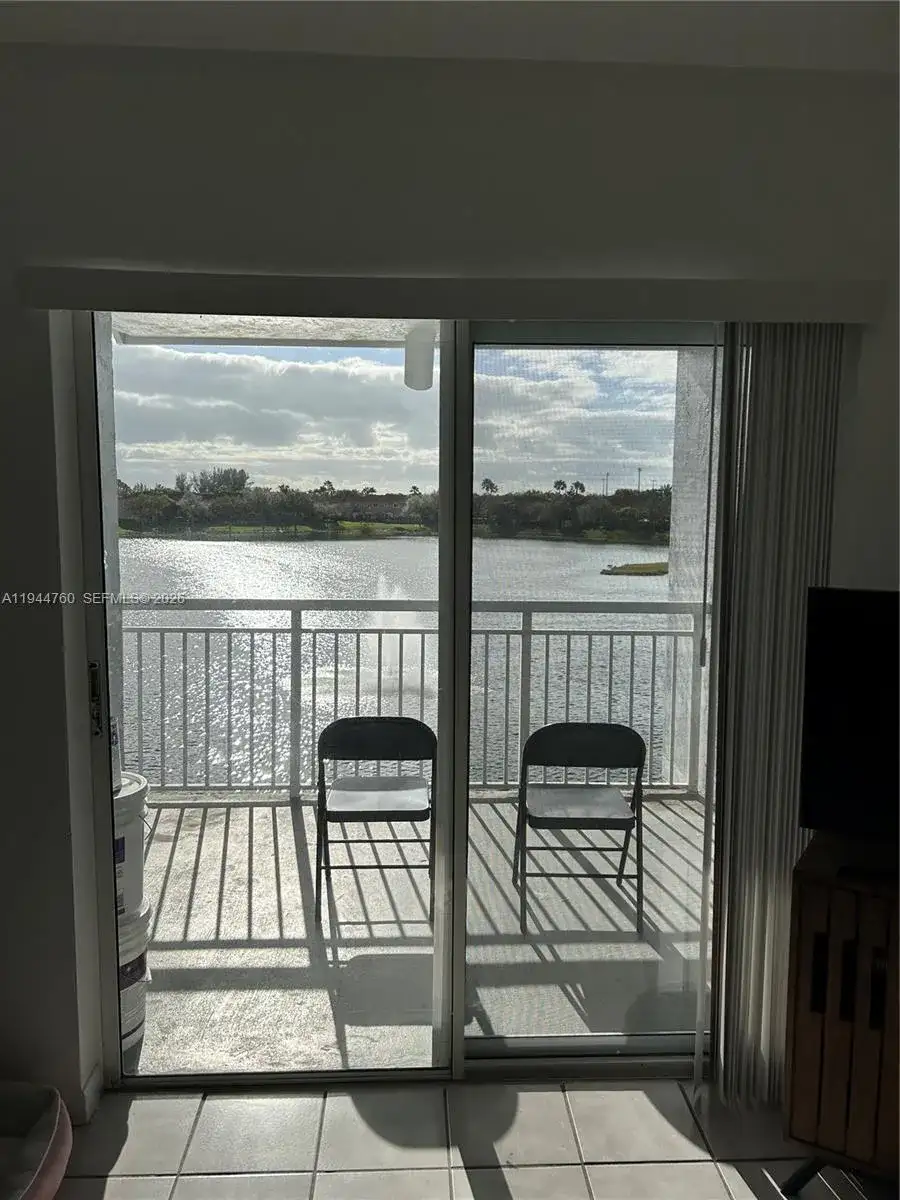 8640 SW 212th St # 304, Cutler Bay FL 33189 photo 4
