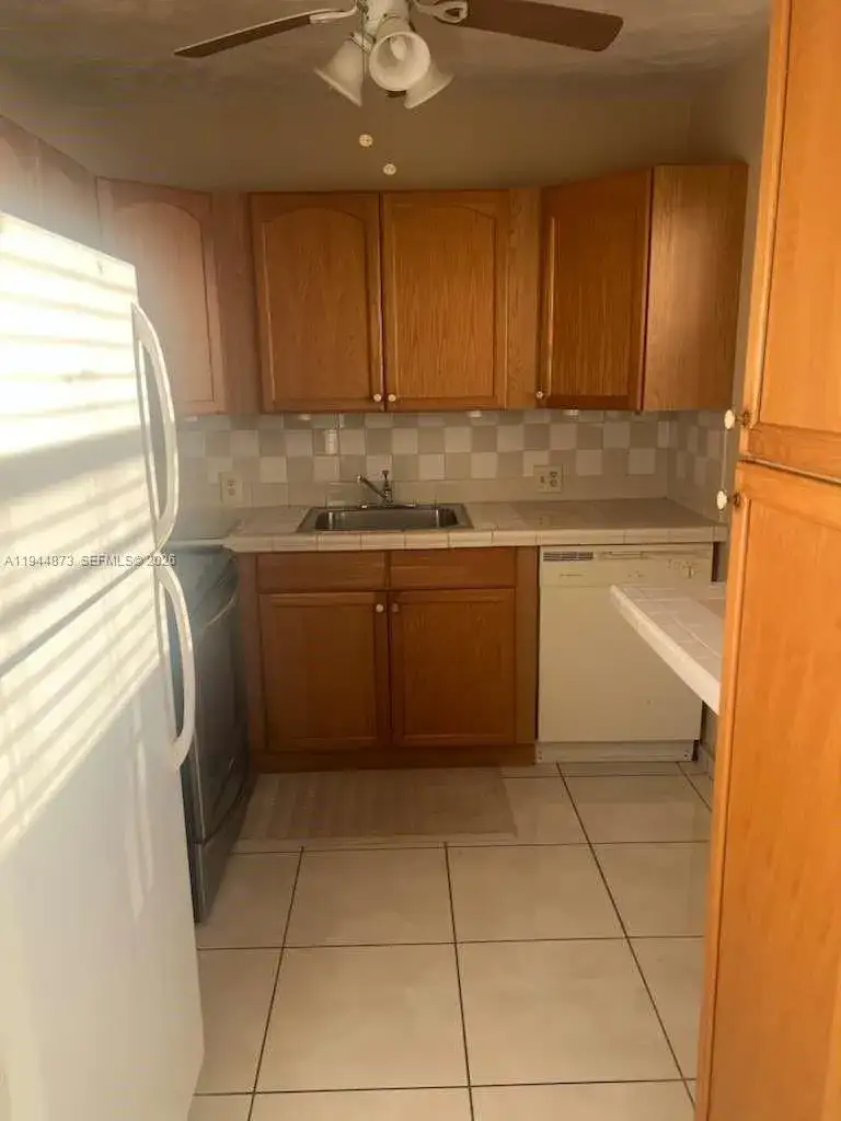 528 Mansfield M # 528, Boca Raton FL 33434 photo 4