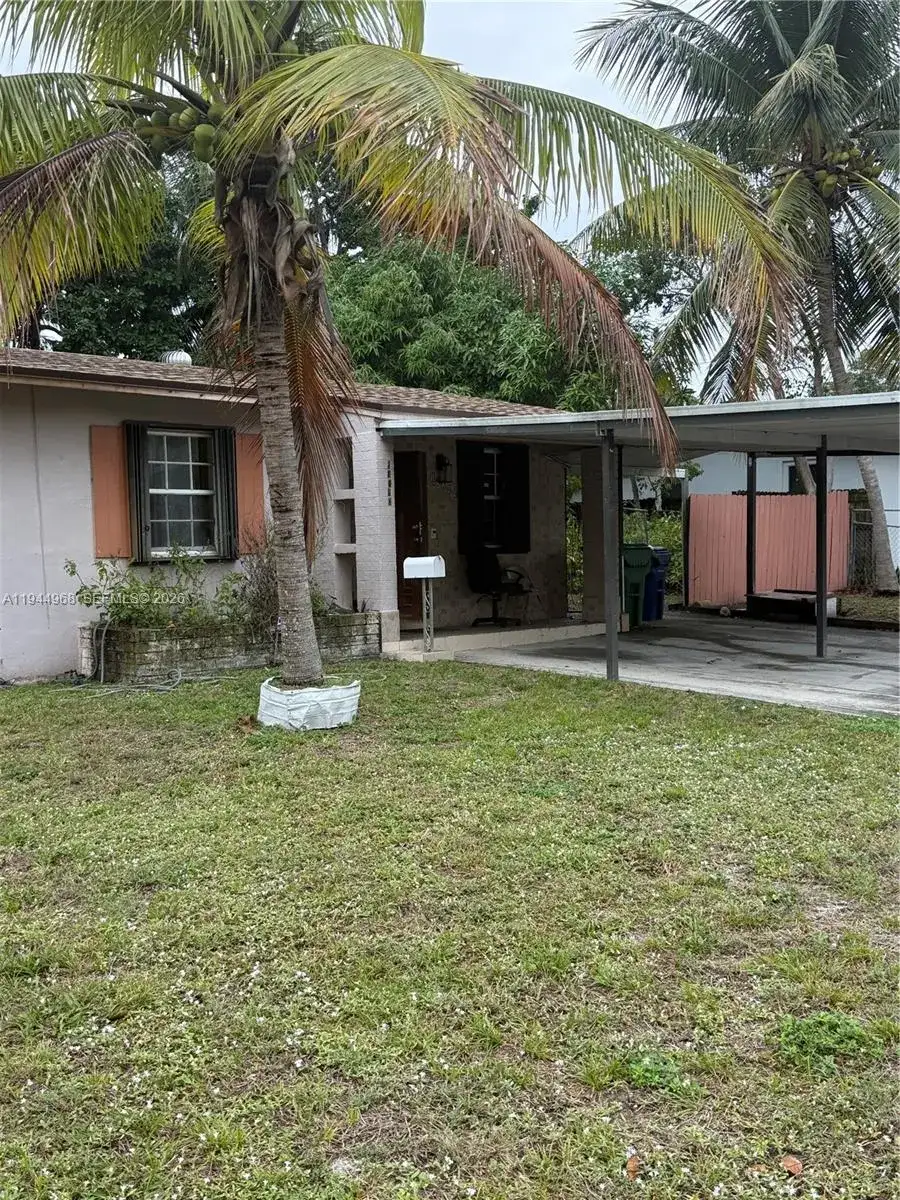 19200 NW 9th Ave, Miami Gardens FL 33169 photo 2