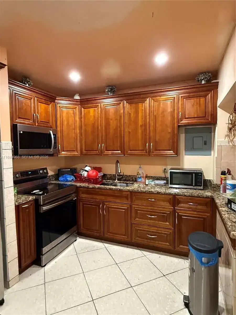 19200 NW 9th Ave, Miami Gardens FL 33169 photo 5