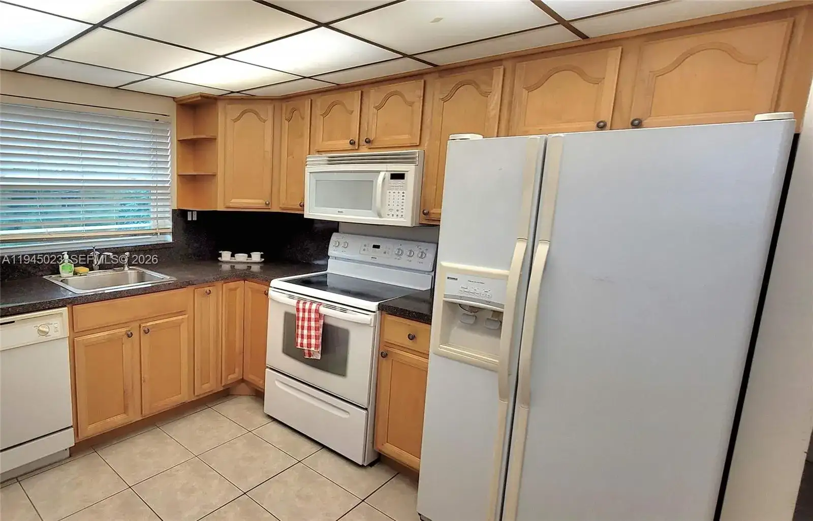 9861 Sunrise Lakes Blvd # 310, Sunrise FL 33322 photo 3