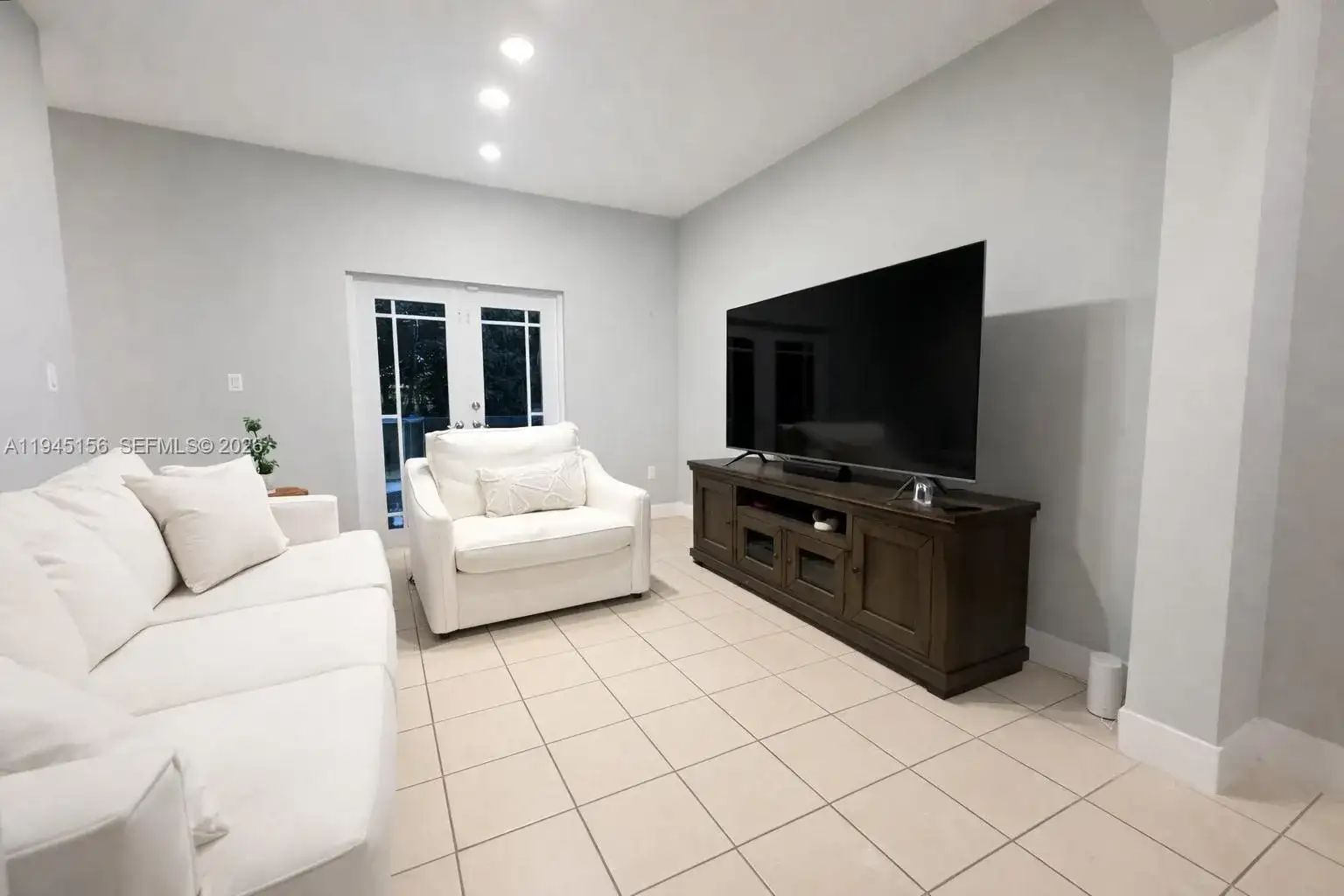 4124 NE 30th St, Homestead FL 33033 photo 5